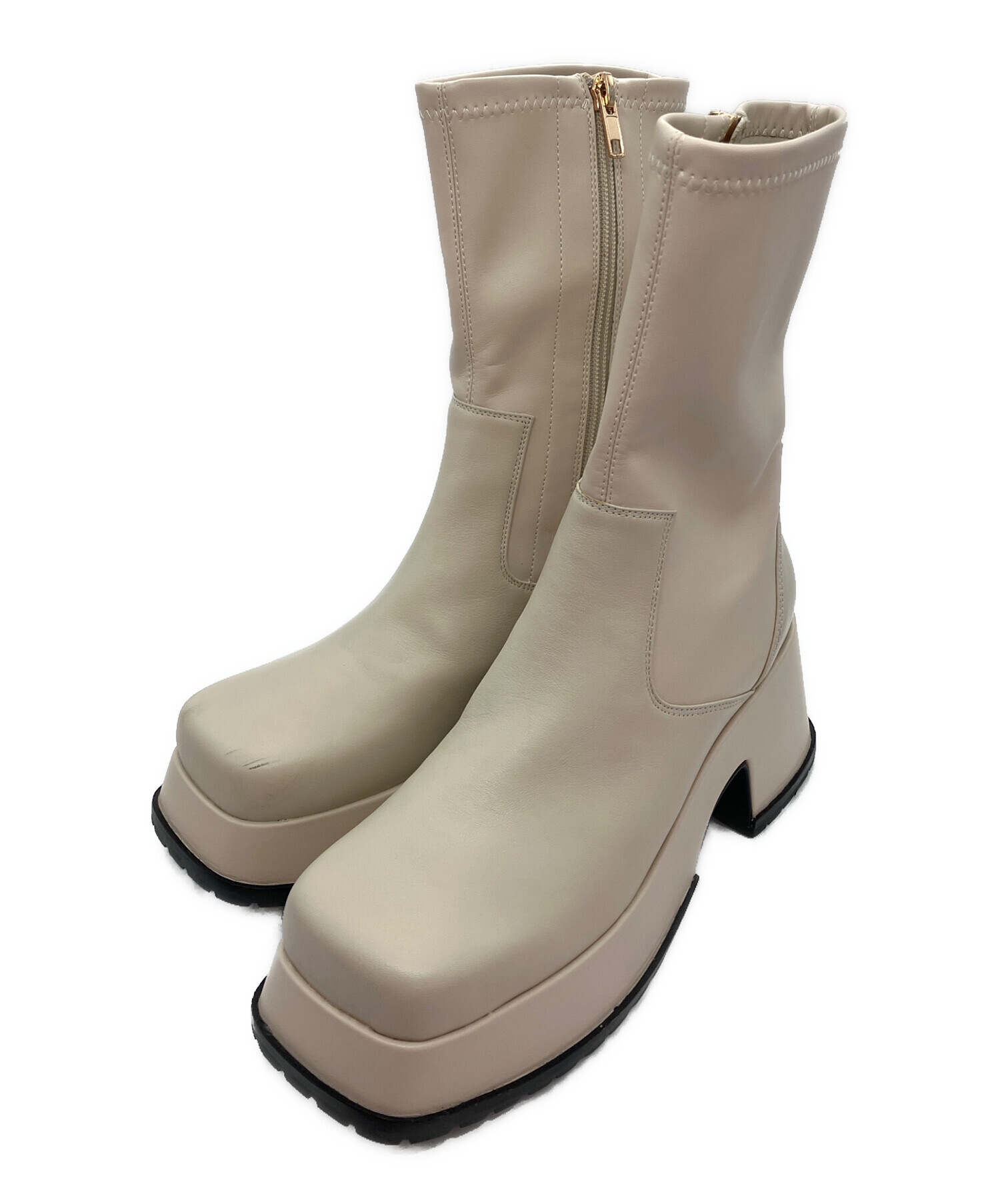 中古・古着通販】MANA (マナ) 厚底ショートブーツ アイボリー サイズ