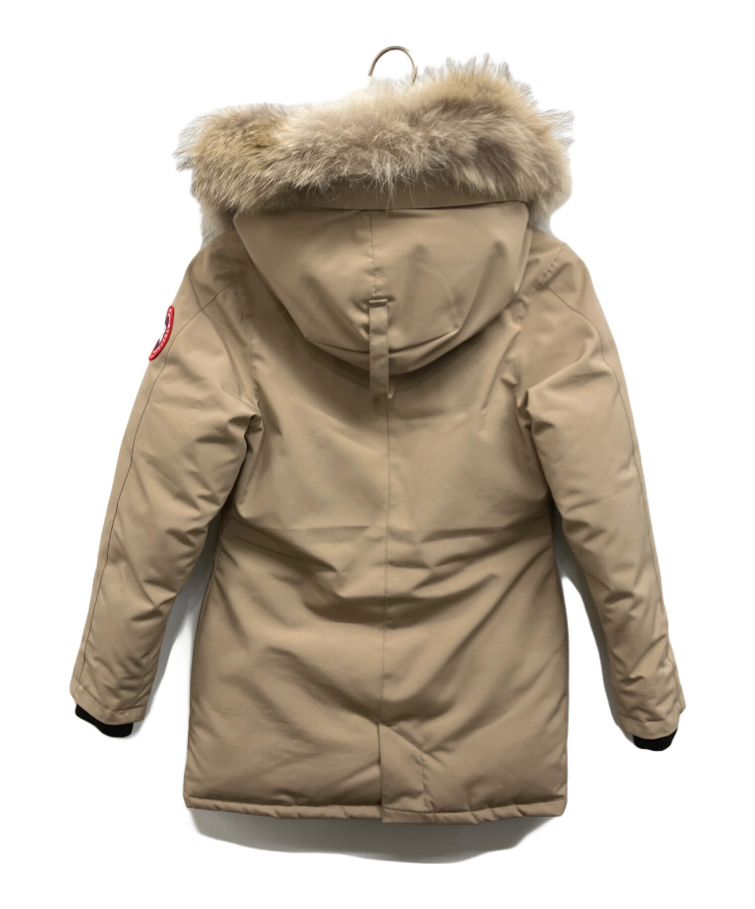 カナダグース ベージュ ダウンジャケット 中古・古着通販】CANADA GOOSE (カナダグース) ダウンジャケット
