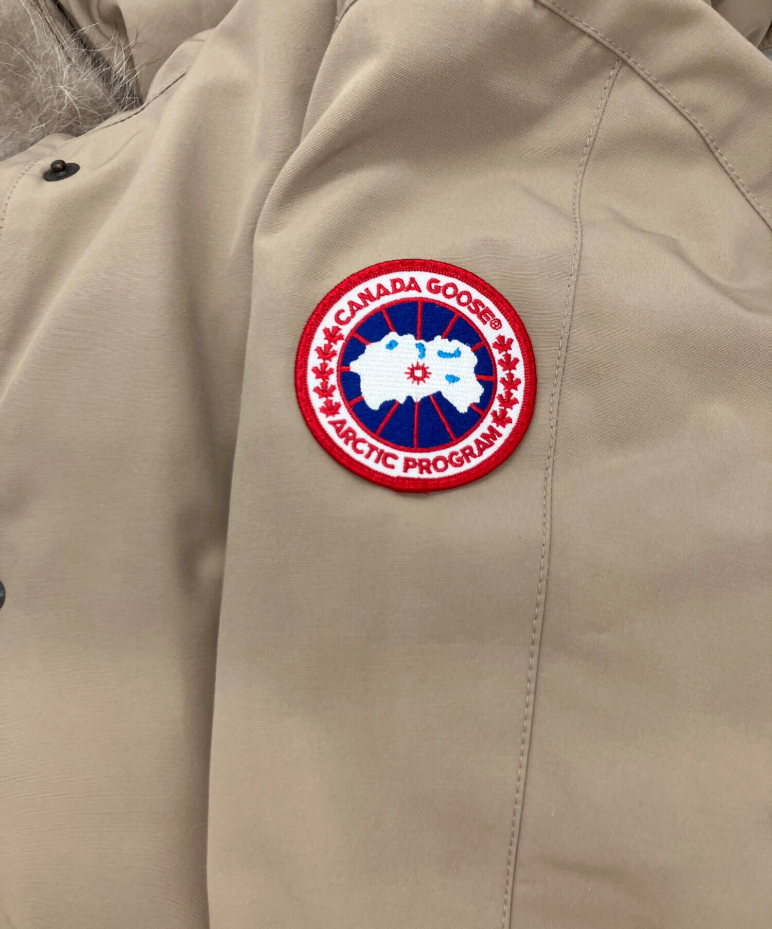 中古・古着通販】CANADA GOOSE (カナダグース) VICTORIA PARKA 中古・古着通販】CANADA GOOSE (カナダグース) VICTORIA PARKA