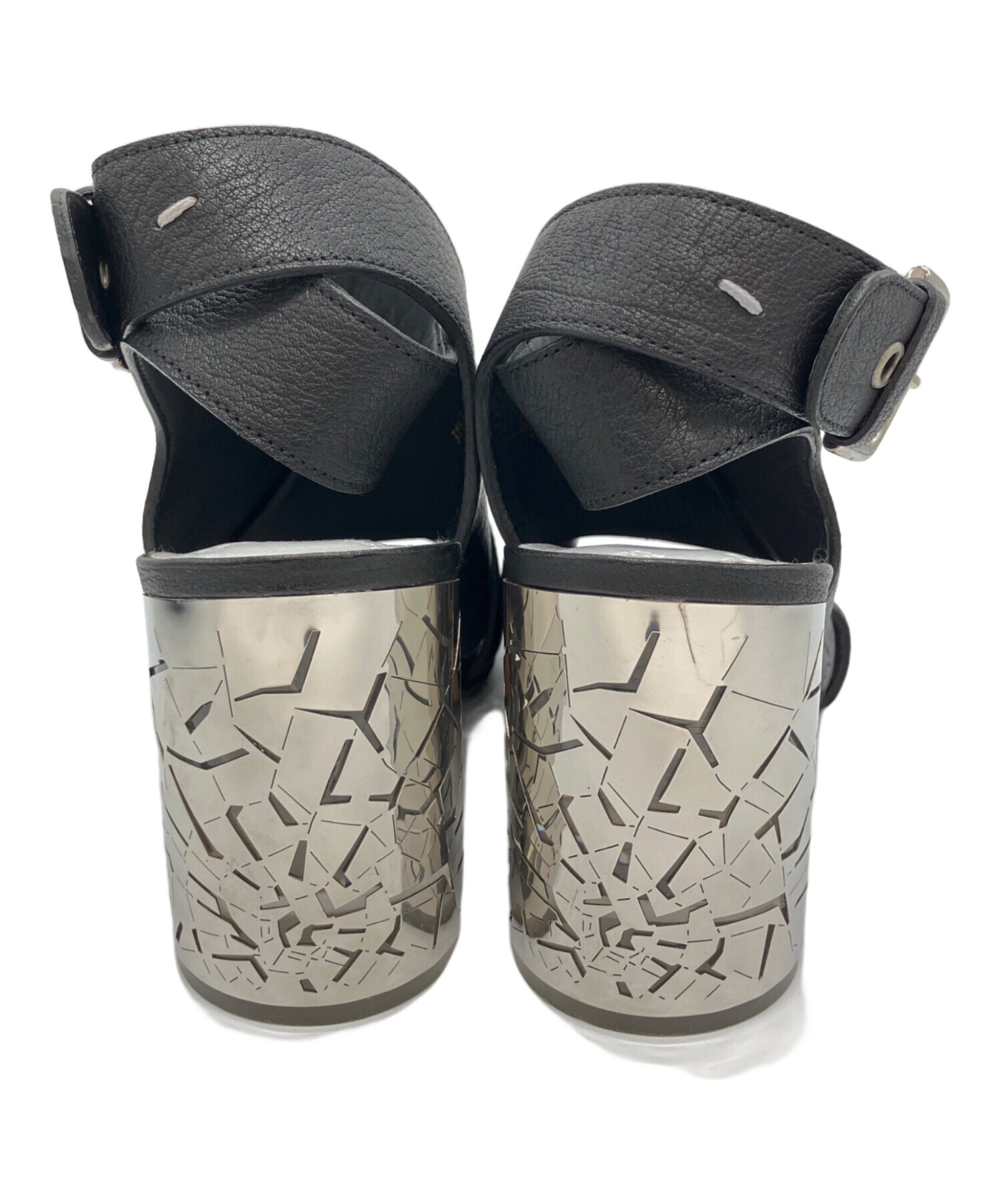 【美品】Maison Margiela クロスストラップサンダル 41 本店 日本 Maison Margiela クロスストラップサンダル 41 【公式通販】