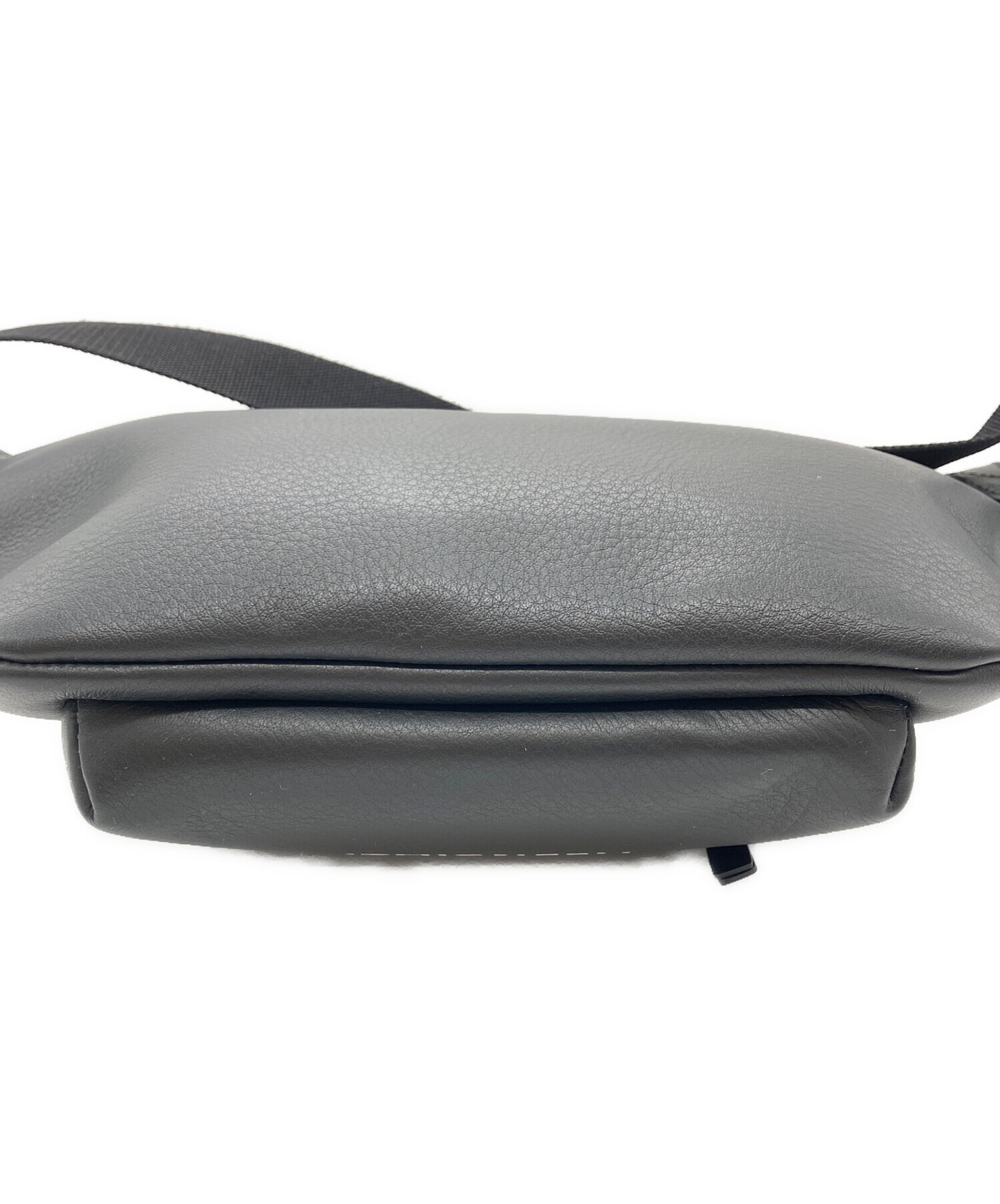 中古・古着通販】BALENCIAGA (バレンシアガ) レザーウエストバッグ