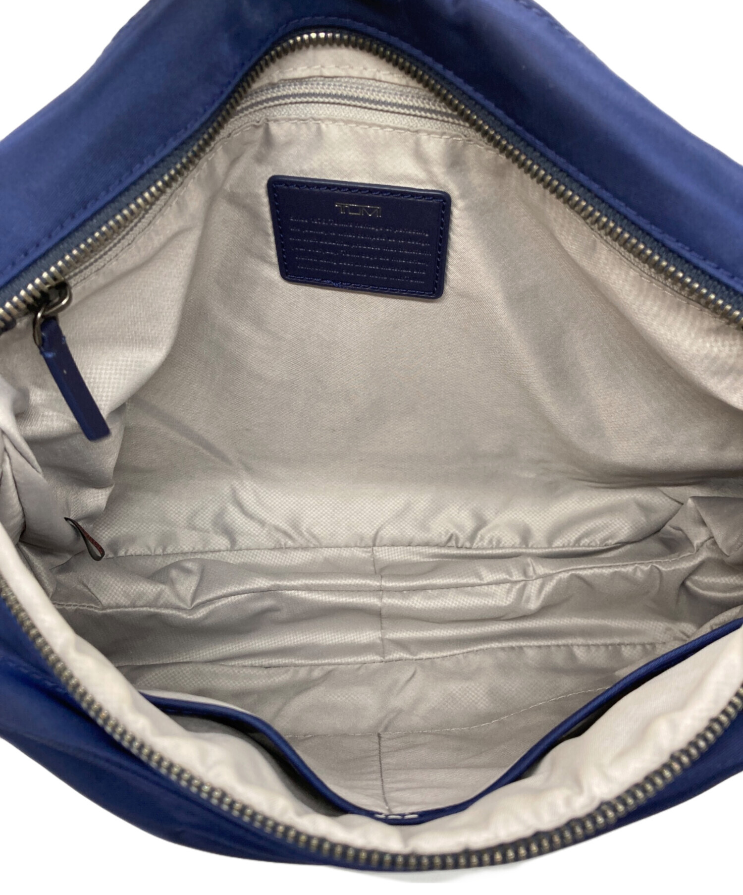 中古・古着通販】TUMI (トゥミ) VOYAGEUR SIAM CROSSBODY ネイビー 