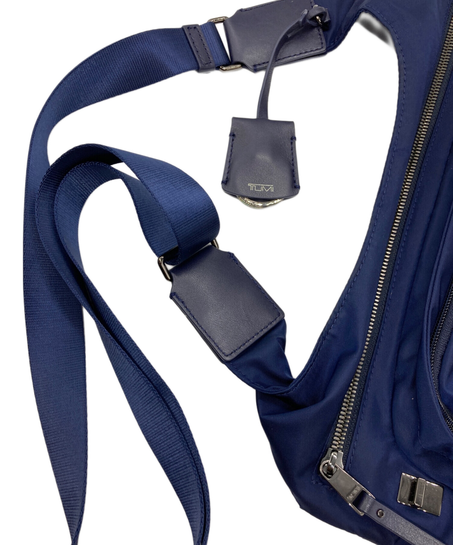 中古・古着通販】TUMI (トゥミ) VOYAGEUR SIAM CROSSBODY ネイビー 