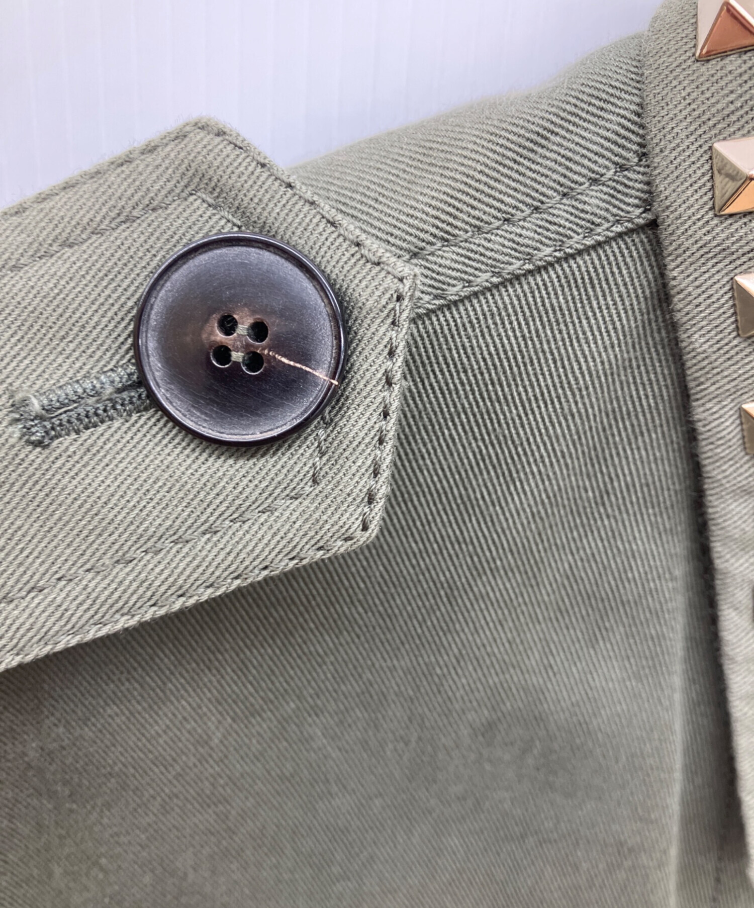 中古・古着通販】VALENTINO (ヴァレンティノ) スタッズミリタリー 