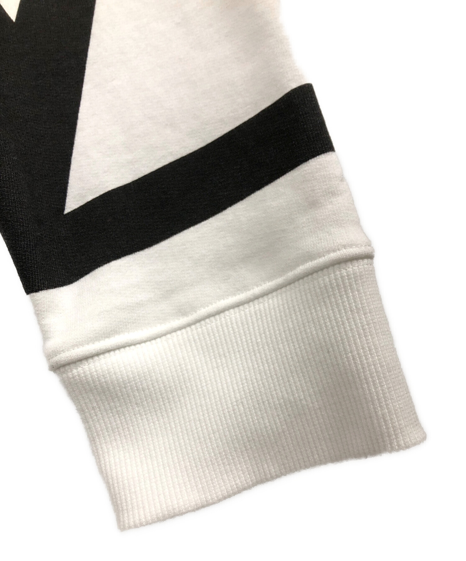 中古・古着通販】VALENTINO (ヴァレンティノ) プルオーバーパーカー
