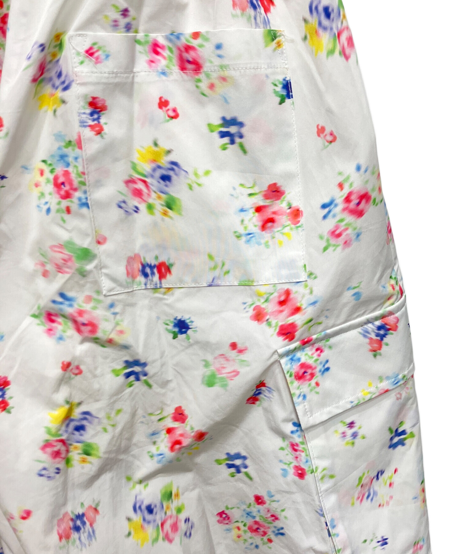 中古・古着通販】POPPY (ポピー) FLORAL WAVE CARGO PANTS ホワイト