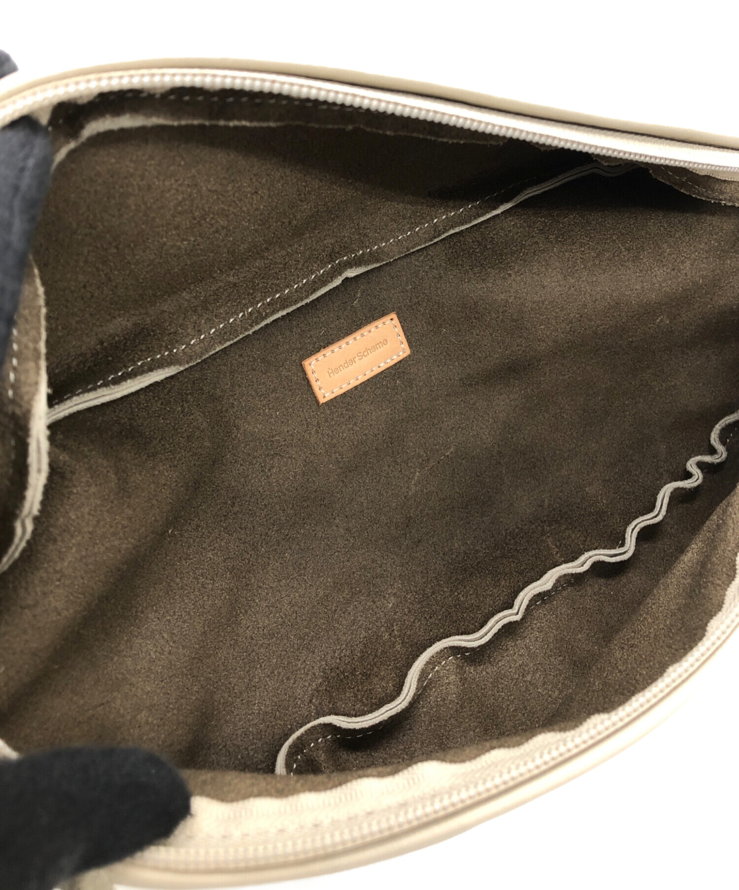 中古・古着通販】Hender Scheme (エンダースキーマ) cow waist pouch