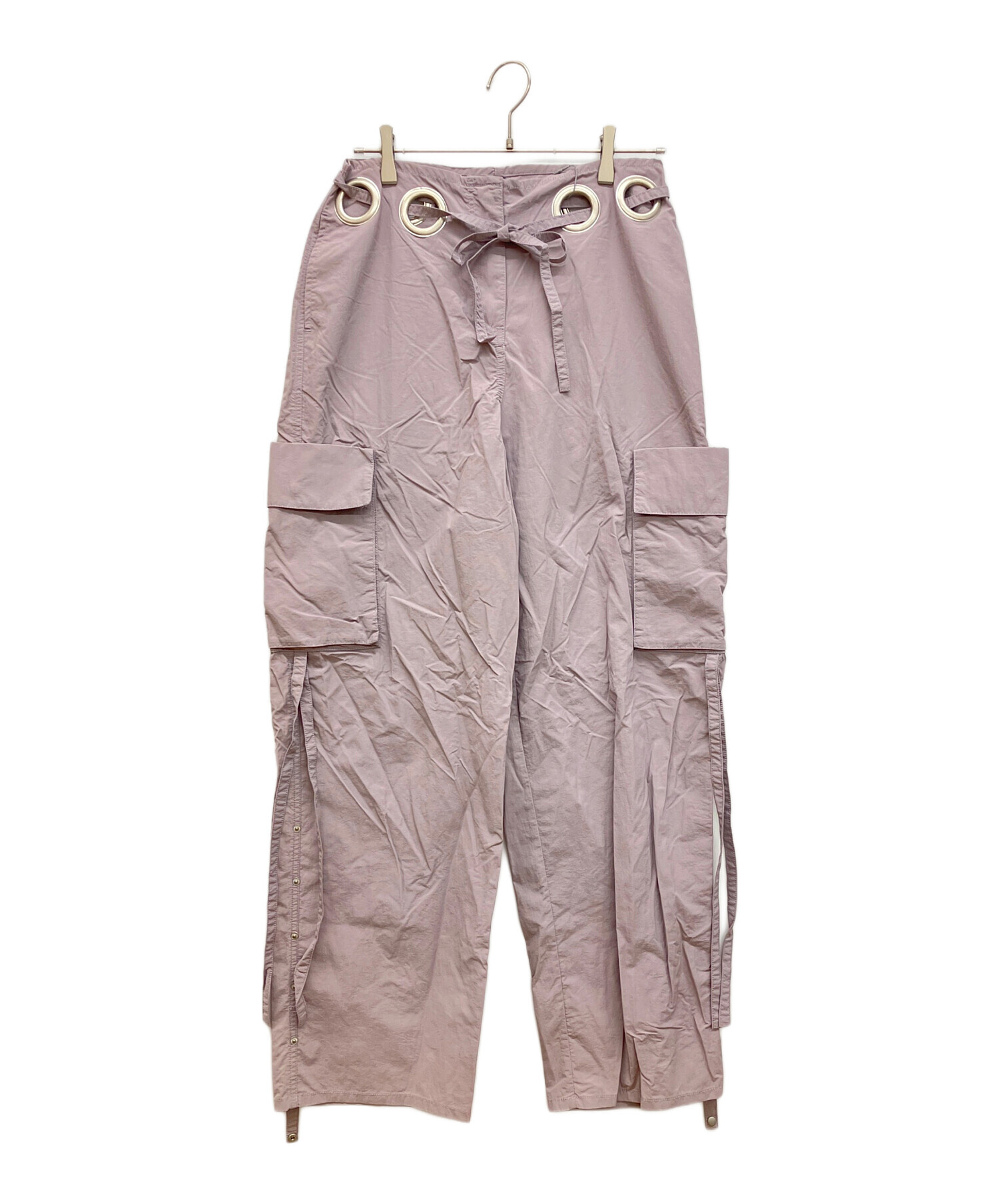 中古・古着通販】MUSUBORE (ムスボレ) ワイドハトメカーゴパンツ 