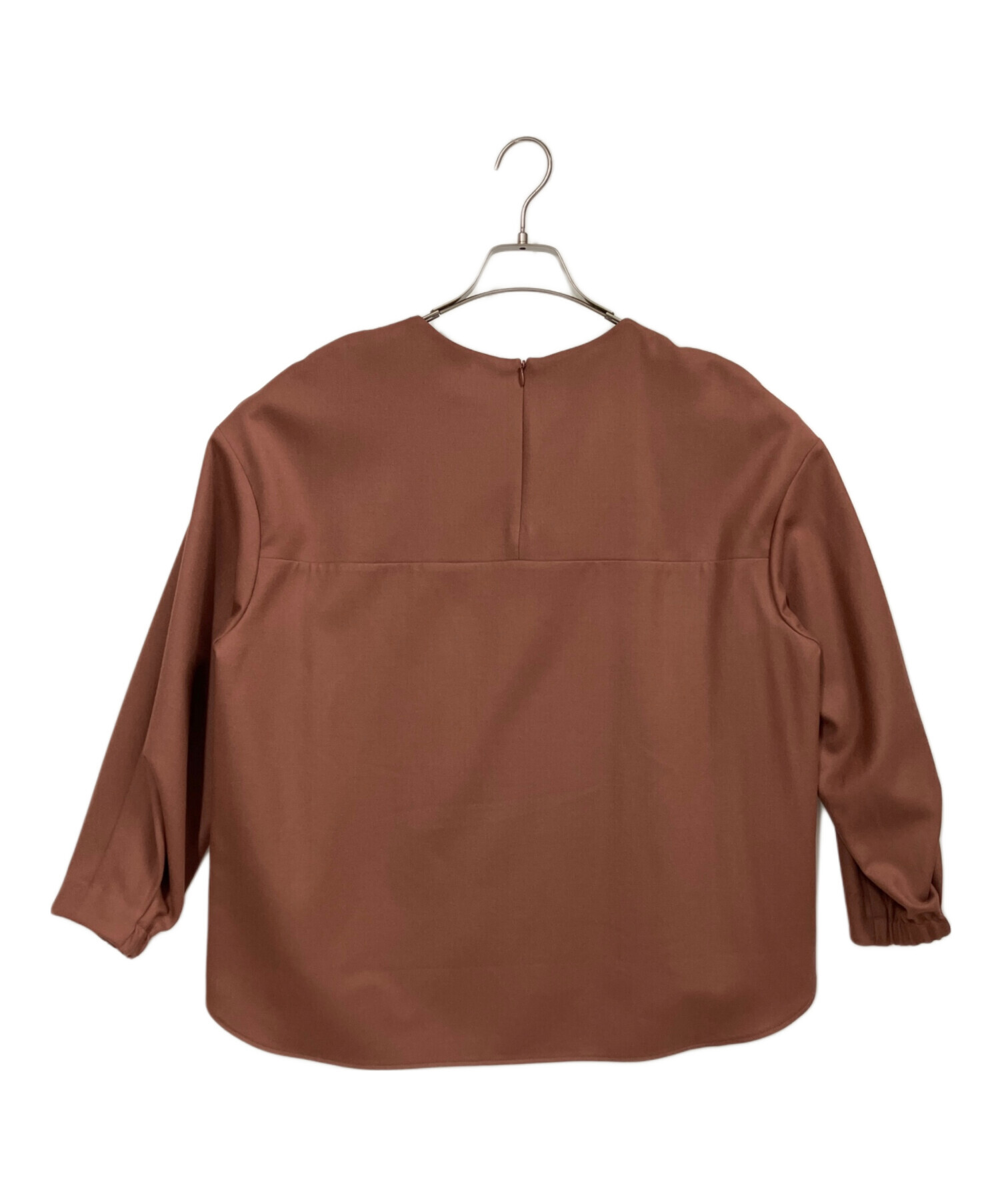 Theory luxeのブラウンのブラウス 中古・古着通販】theory luxe (セオリーリュクス) ラウンドヘムT
