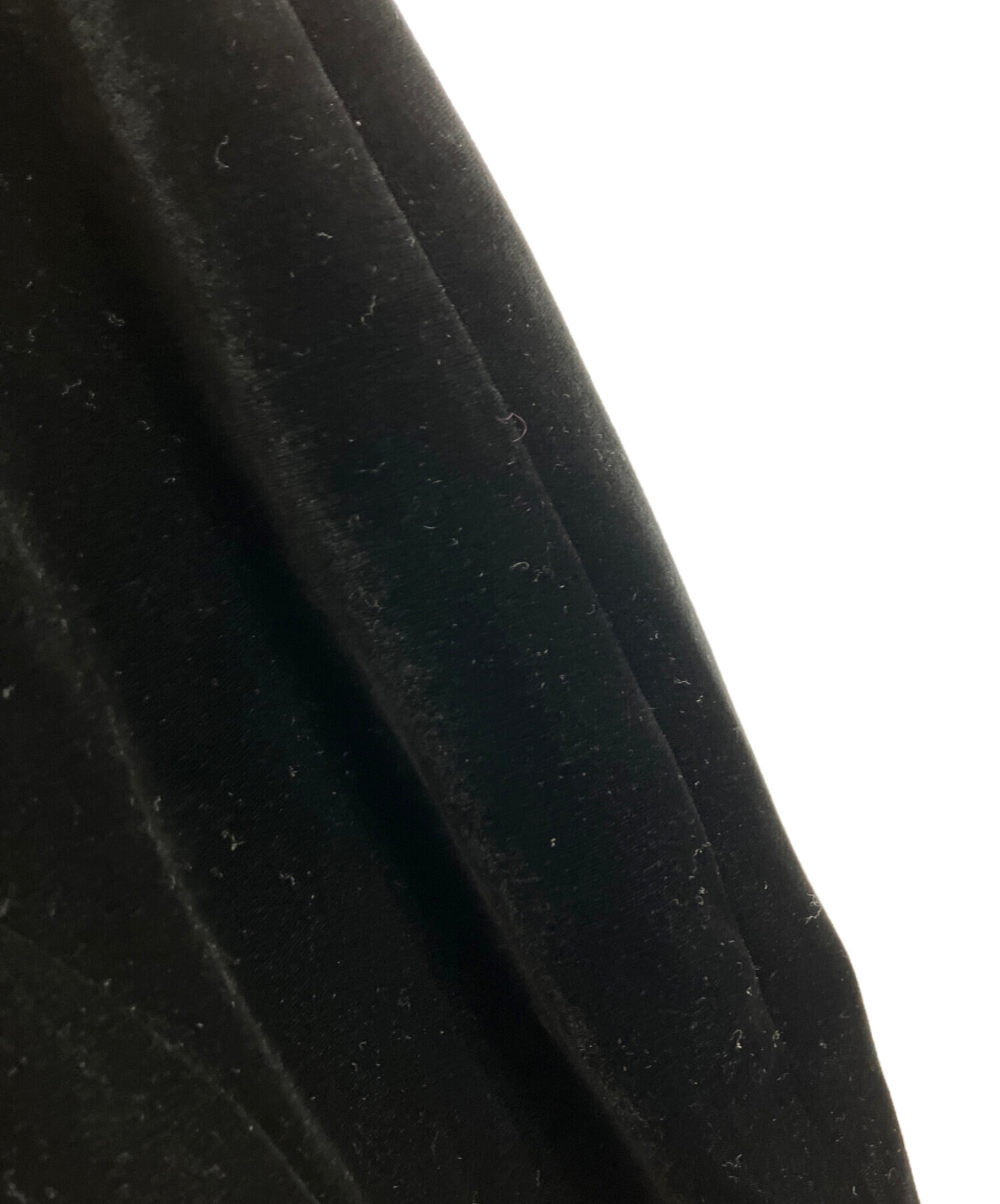 中古・古着通販】cygne (シーニュ) リボンショルダーベロアトップス