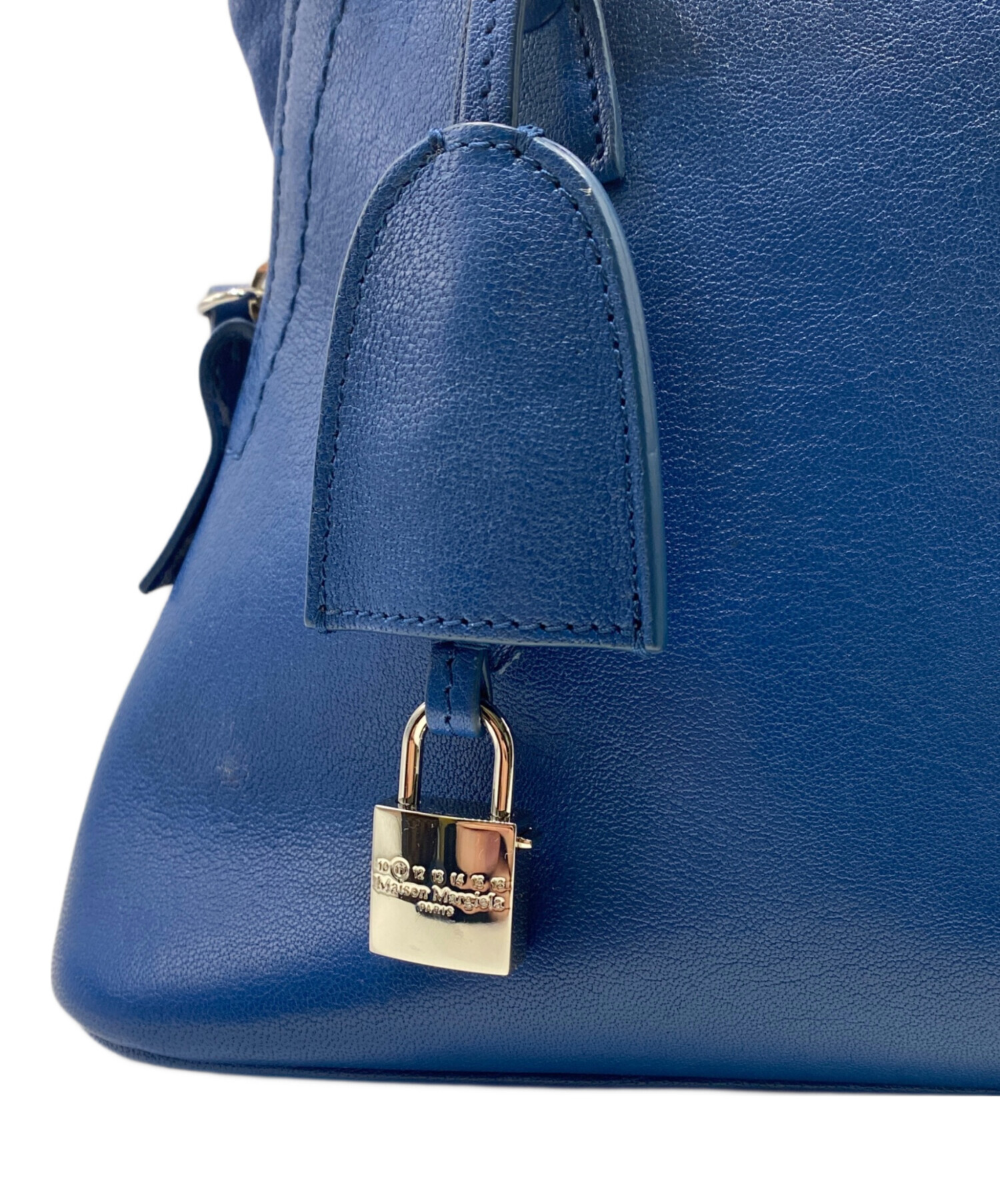 Maison Margiela メゾンマルジェラ ショルダーバッグ - 青 【古着】【中古】【送料無料】 中古・古着通販】Maison Margiela (メゾンマルジェラ) 5AC MINI