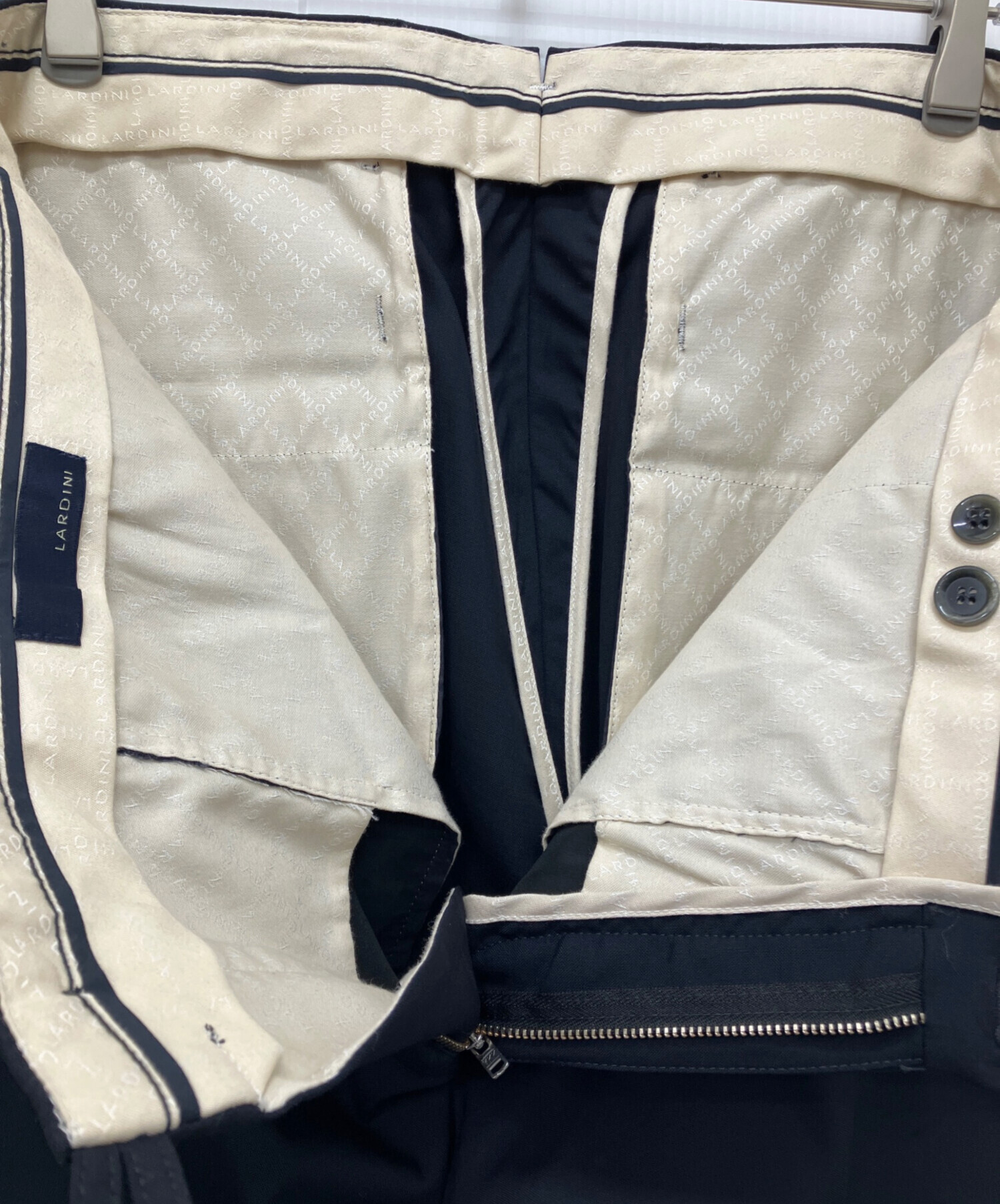 中古・古着通販】LARDINI (ラルディーニ) スラックス ネイビー サイズ