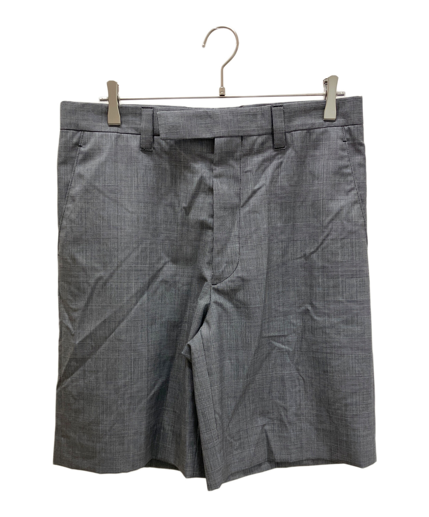 中古・古着通販】PRADA (プラダ) チェックハーフパンツ グレー サイズ