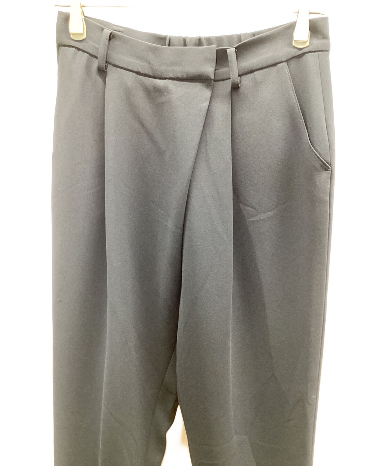 中古・古着通販】SOEJU (ソージュ) タックパンツ ネイビー サイズ:M