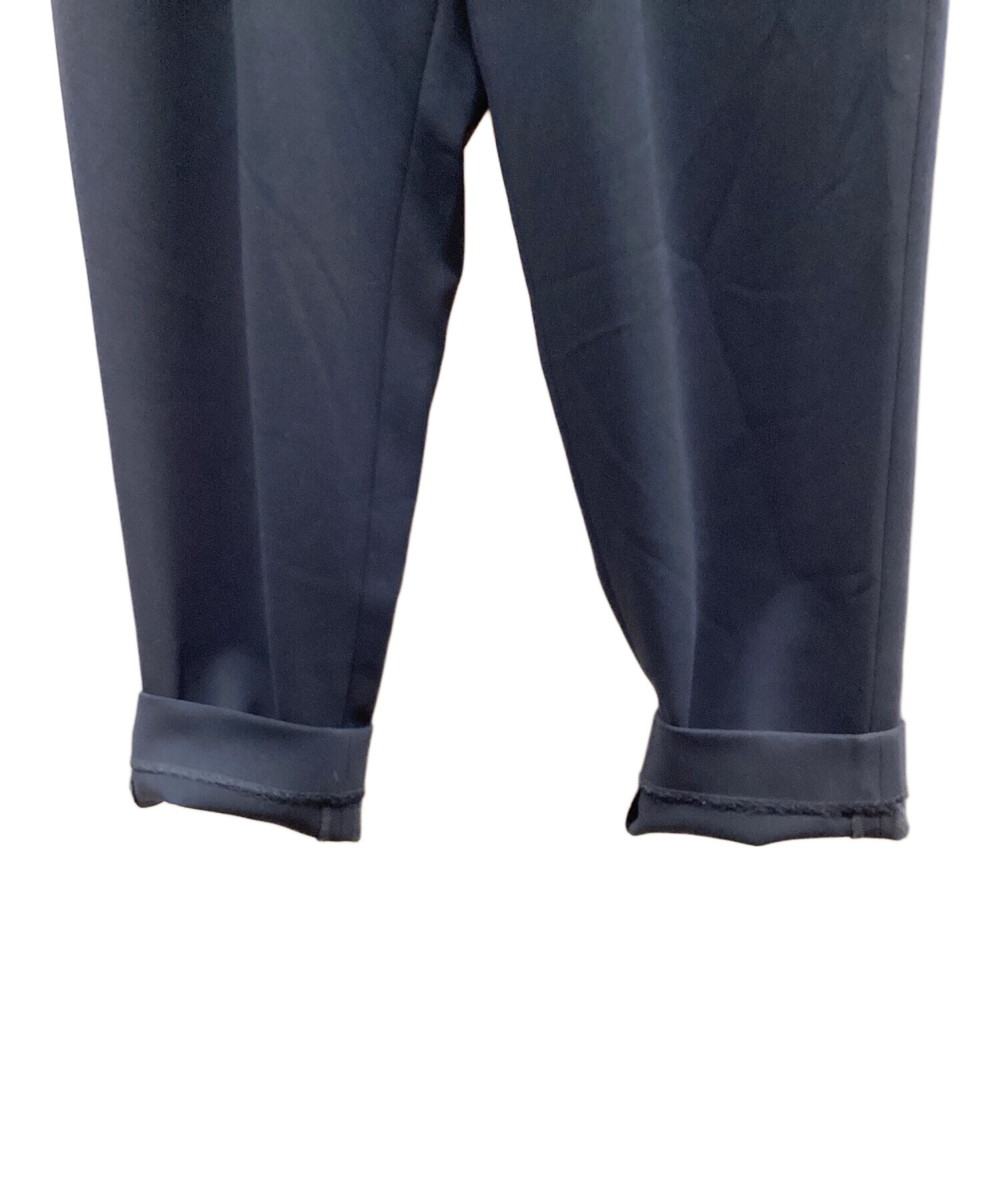 中古・古着通販】SOEJU (ソージュ) タックパンツ ネイビー サイズ:M
