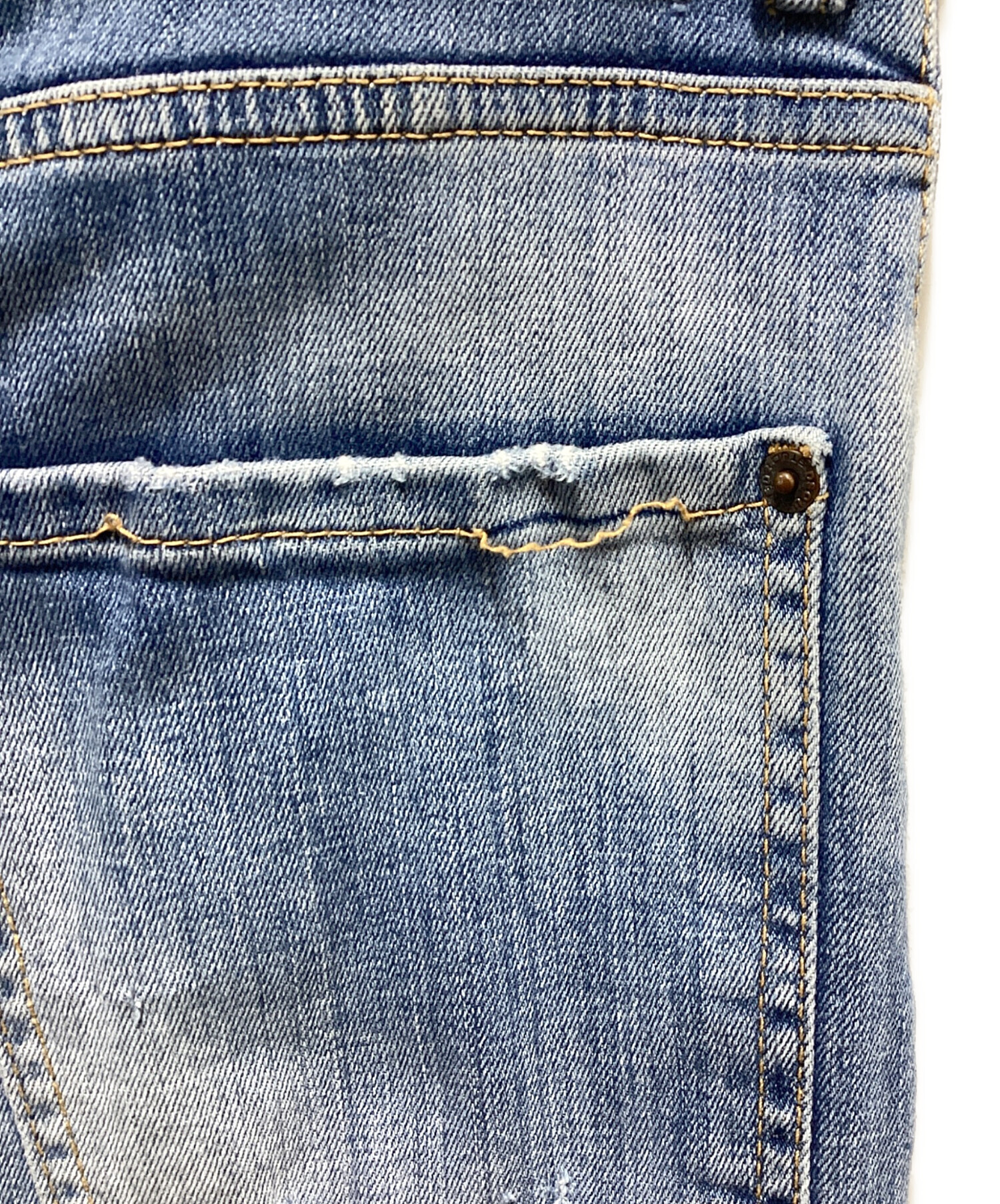 中古・古着通販】DSQUARED2 (ディースクエアード) ダメージ加工ボタン