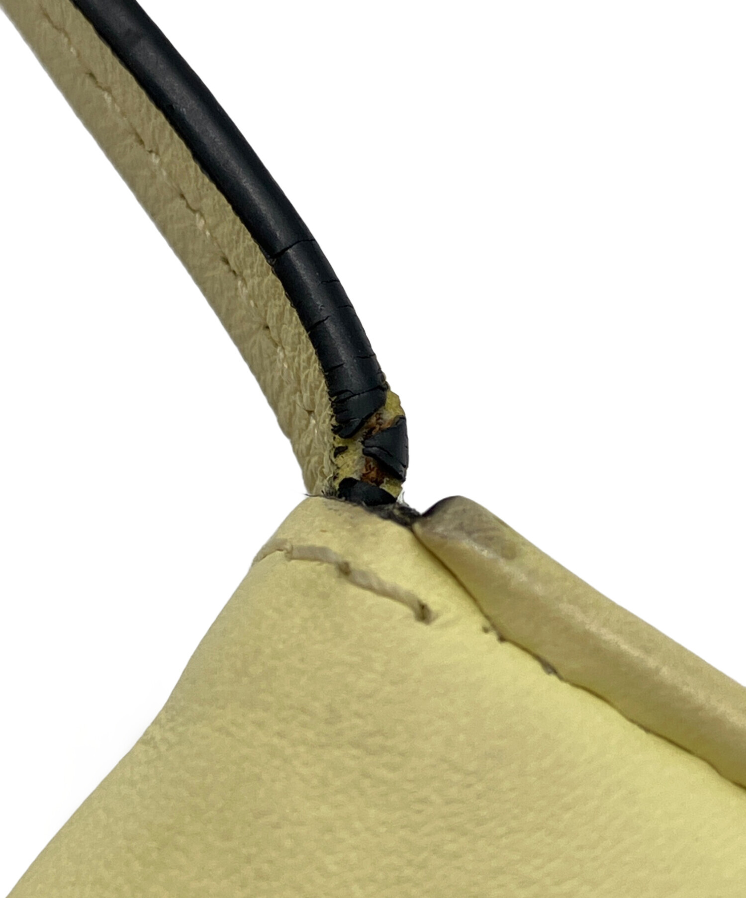 中古・古着通販】LOEWE (ロエベ) ヒールポーチ イエロー｜ブランド