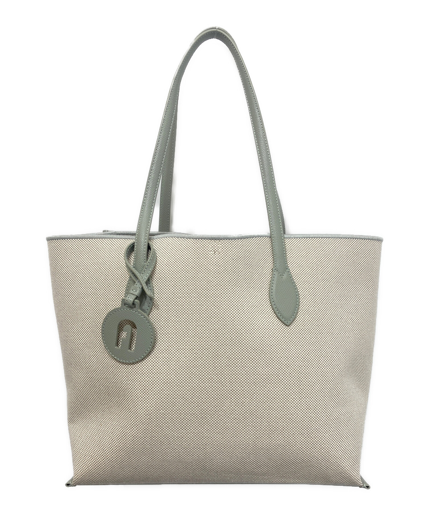 FURLA ERAシリーズ　トートバッグ　5/27まで 中古・古着通販】FURLA (フルラ) ERAキャンバストートバッグ グレー