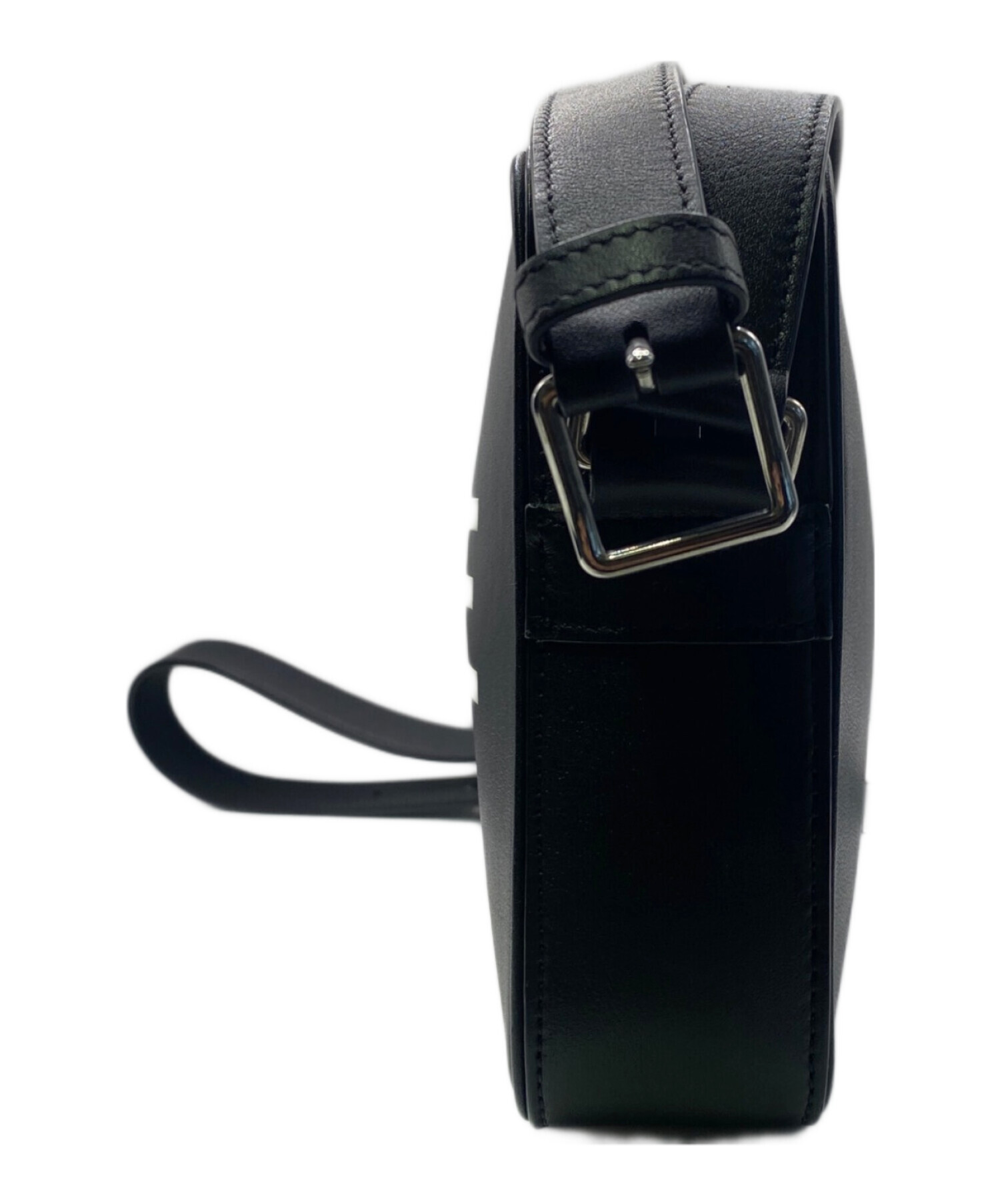 【美品】CELINE ミディアムメッセンジャーバッグ お出かけに♪【CELINE】ミディアム メッセンジャーバッグ (CELINE