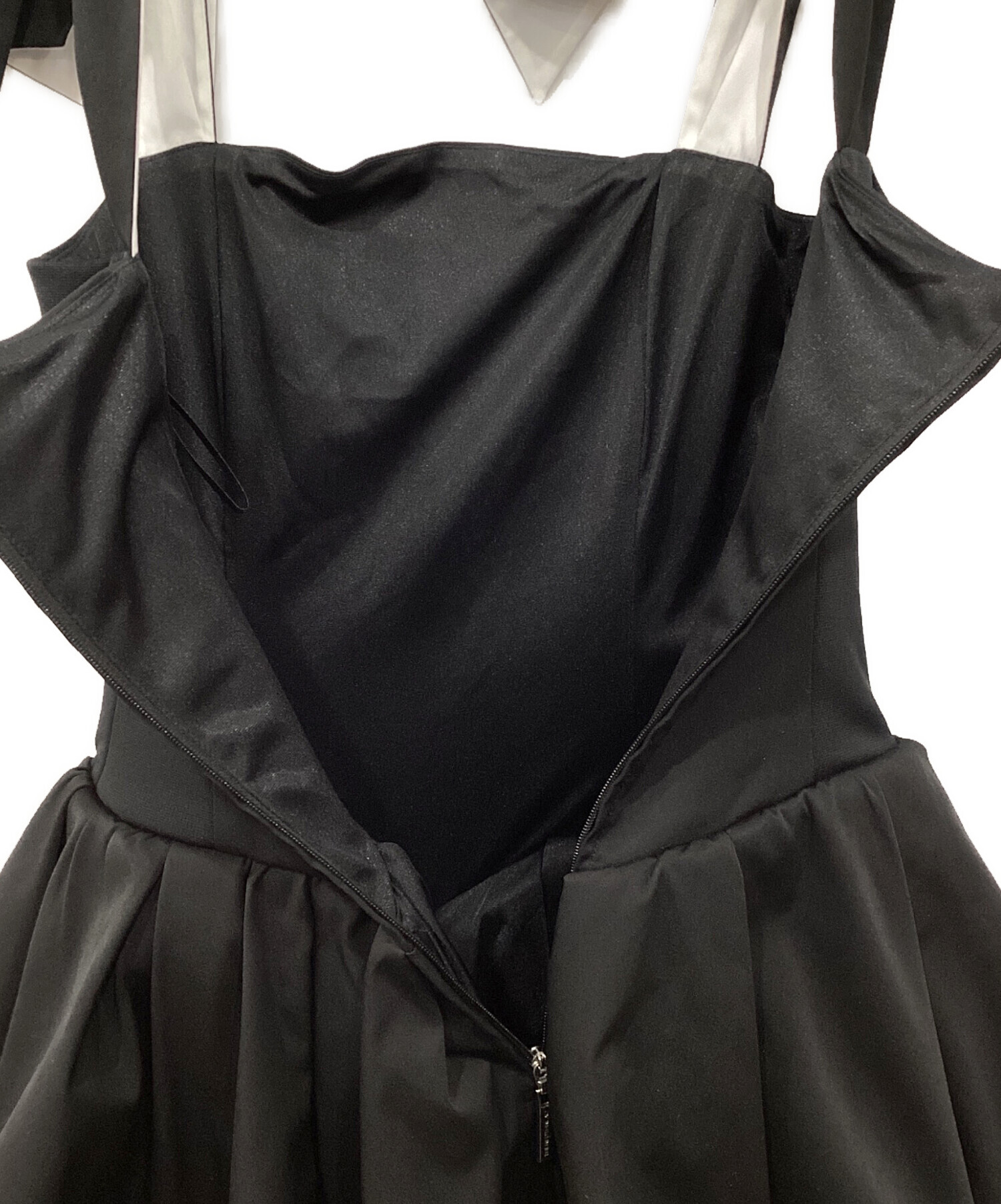 中古・古着通販】THEREDTHREAD (ザレッドスレッド) V ribbon dress