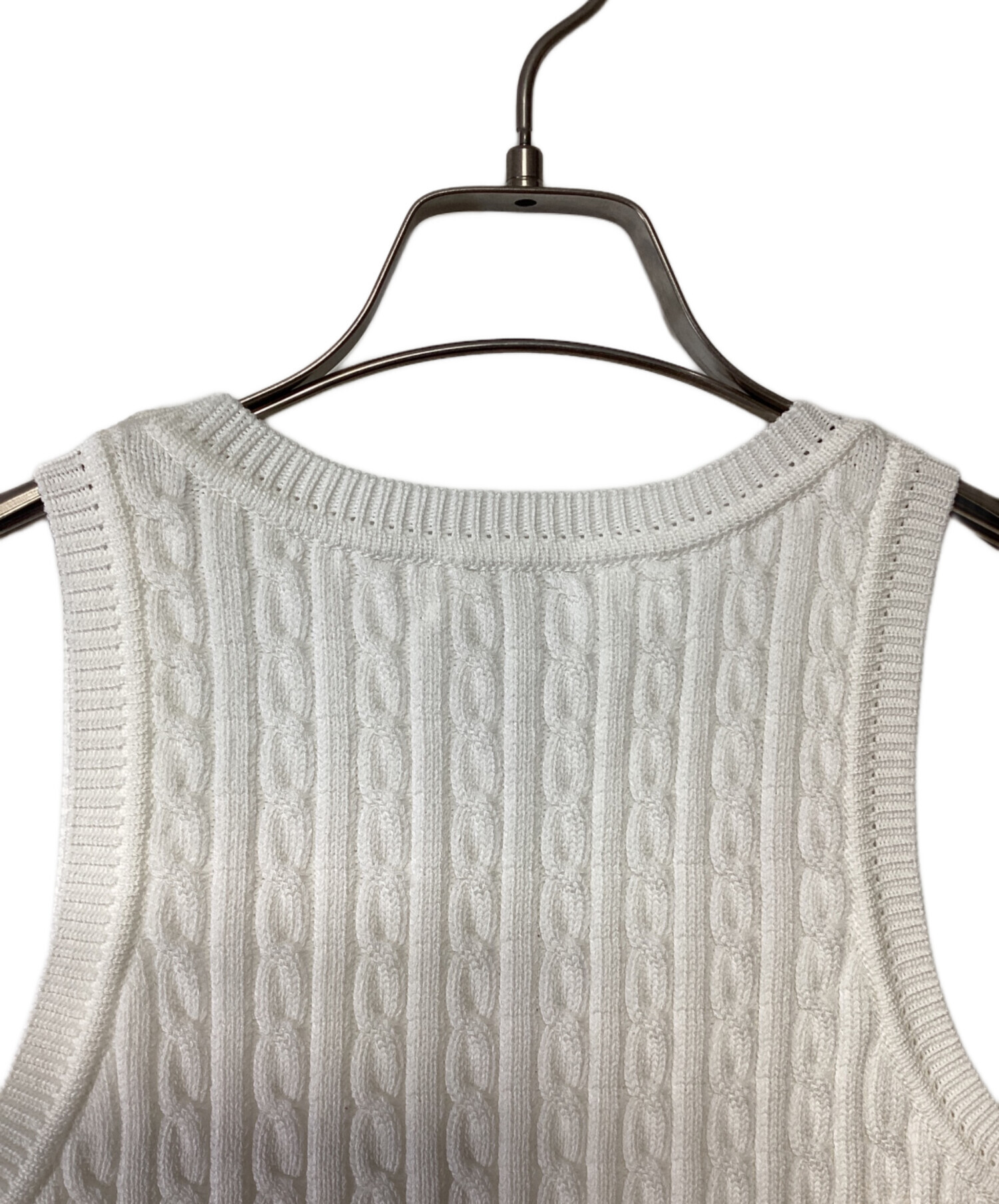 【お値下げ中】新品　ミースロエ　メッシュニットビスチェ MIESROHE（ミースロエ）の「ﾒｯｼｭﾆｯﾄﾋﾞｽﾁｪ（ニット/セーター）」 - WEAR