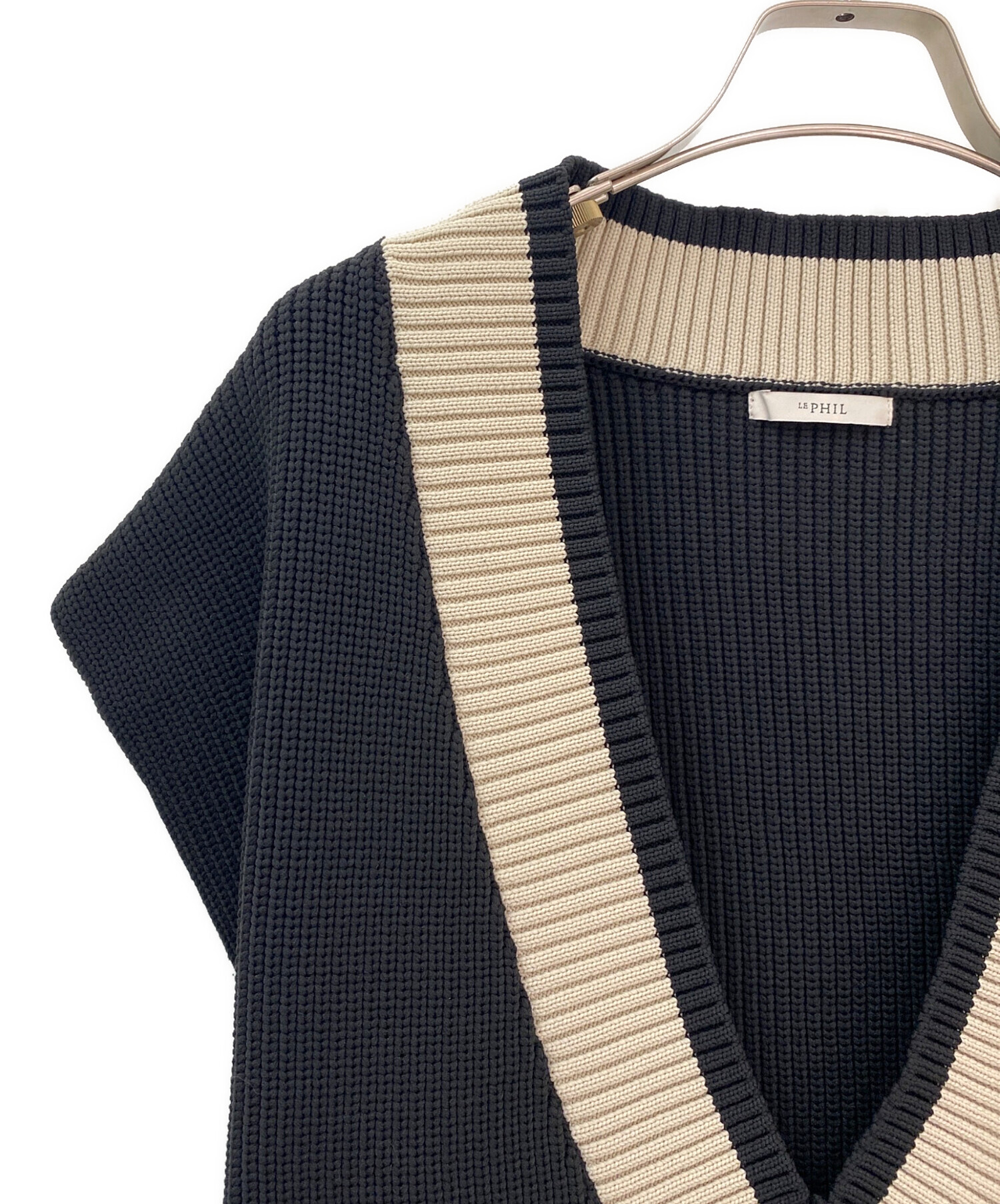 ロコLE PHIL 27,500円 スポンディッシュラインニット ジレ LE PHIL スポンディッシュラインニット - メルカリ