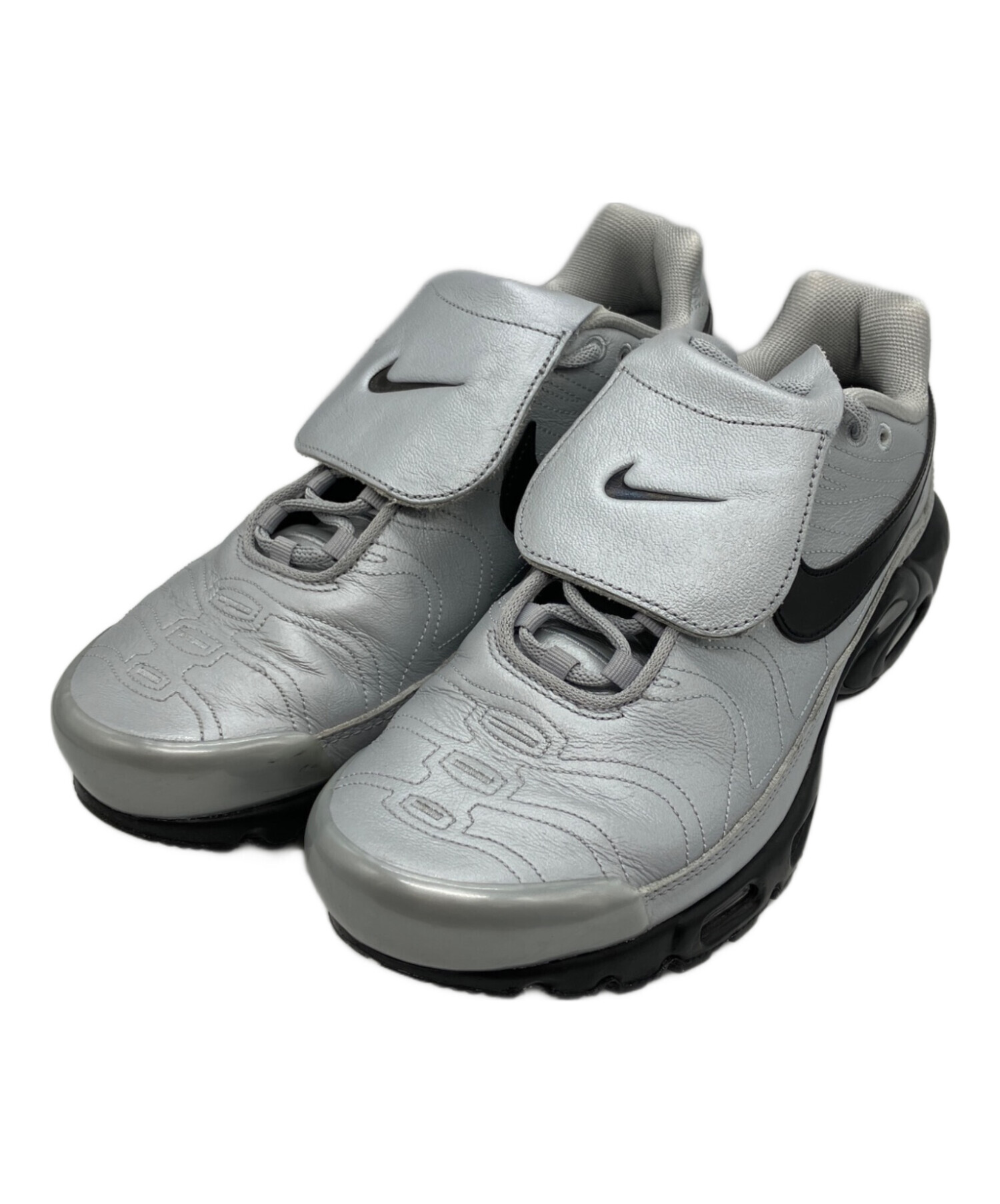 NIKE ナイキ スニーカー 28cm シルバー 【古着】【中古】【送料無料】 中古・古着通販】NIKE (ナイキ) スニーカー シルバー サイズ:28