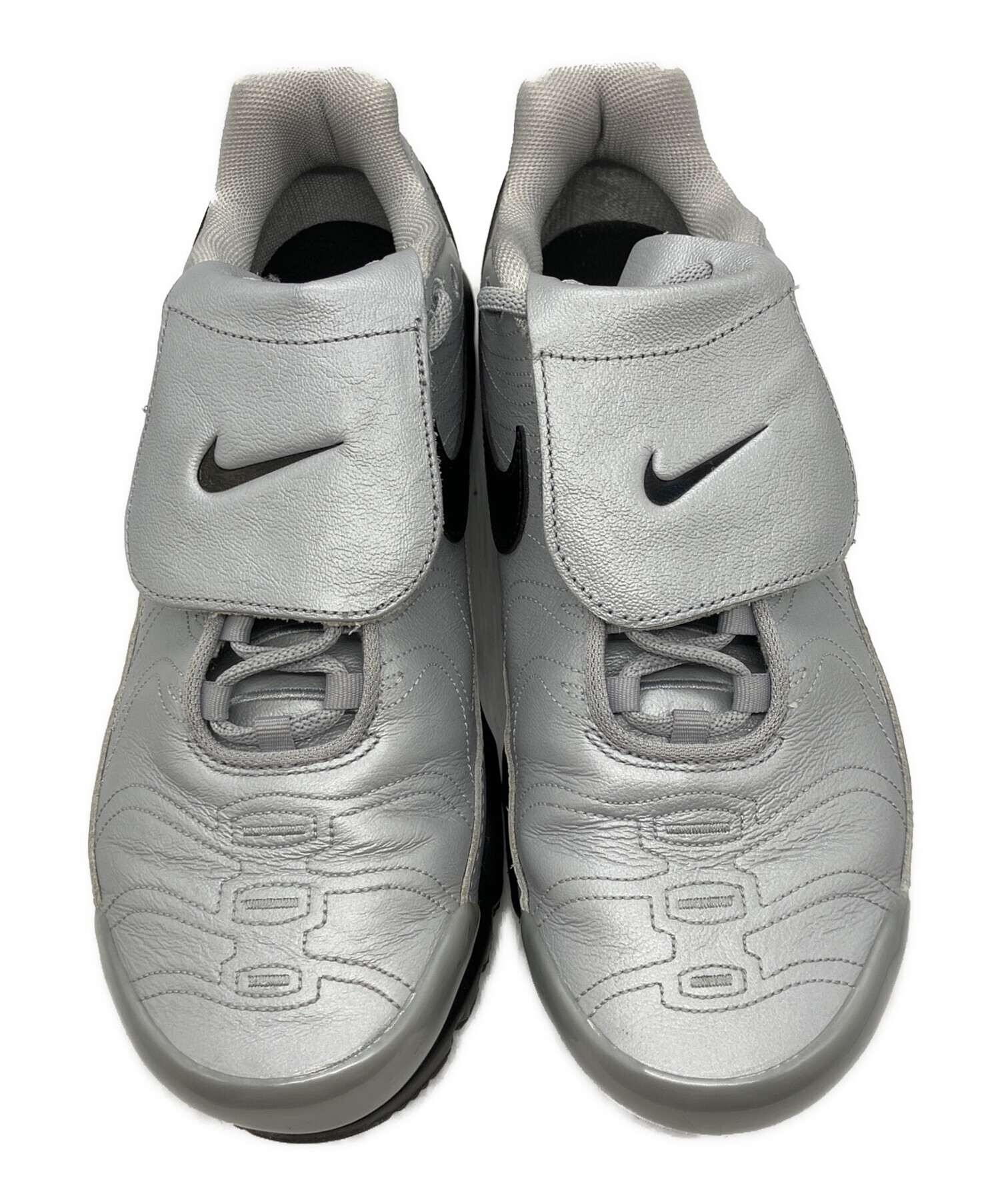 NIKE ナイキ スニーカー 28cm シルバー 【古着】【中古】【送料無料】 中古・古着通販】NIKE (ナイキ) スニーカー シルバー サイズ:28