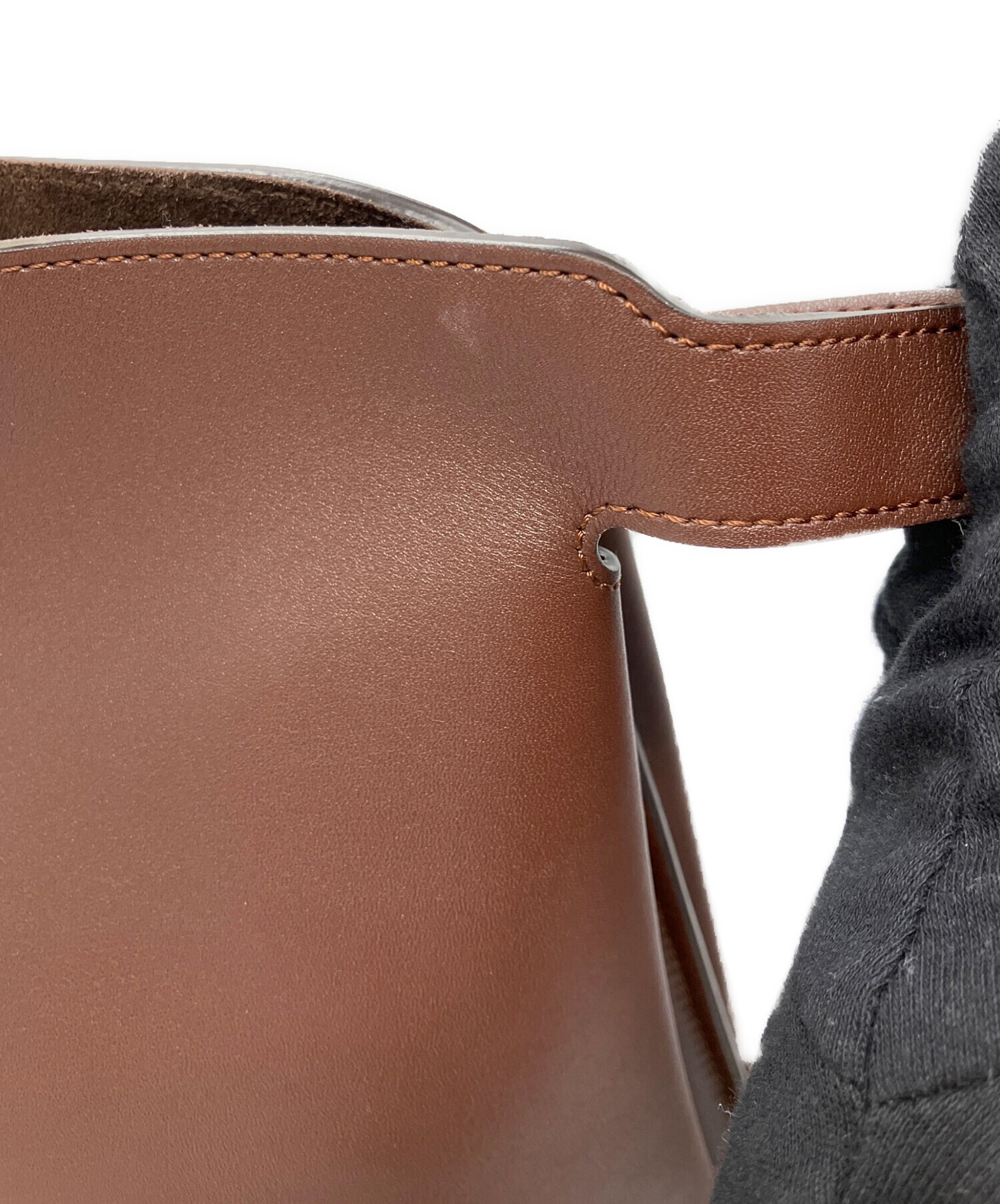中古・古着通販】FENDI (フェンディ) ハンドバッグ ブラウン｜ブランド