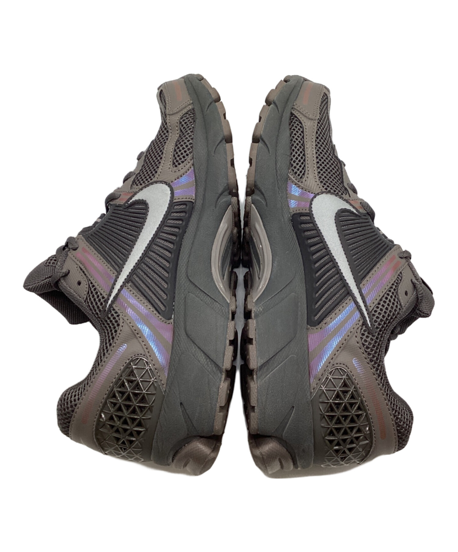 中古・古着通販】NIKE (ナイキ) ズーム ボメロ 5 グレー サイズ:27.5 