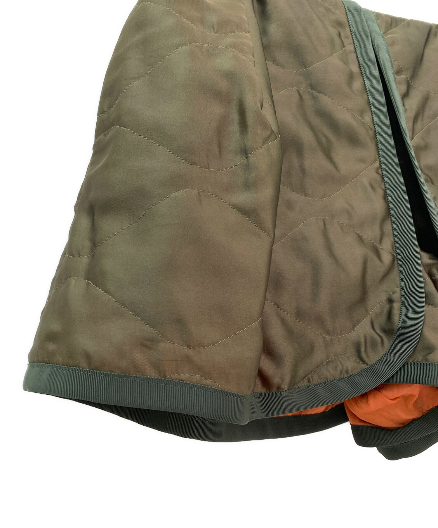 中古・古着通販】sacai (サカイ) Satin Quilted Shorts オリーブ