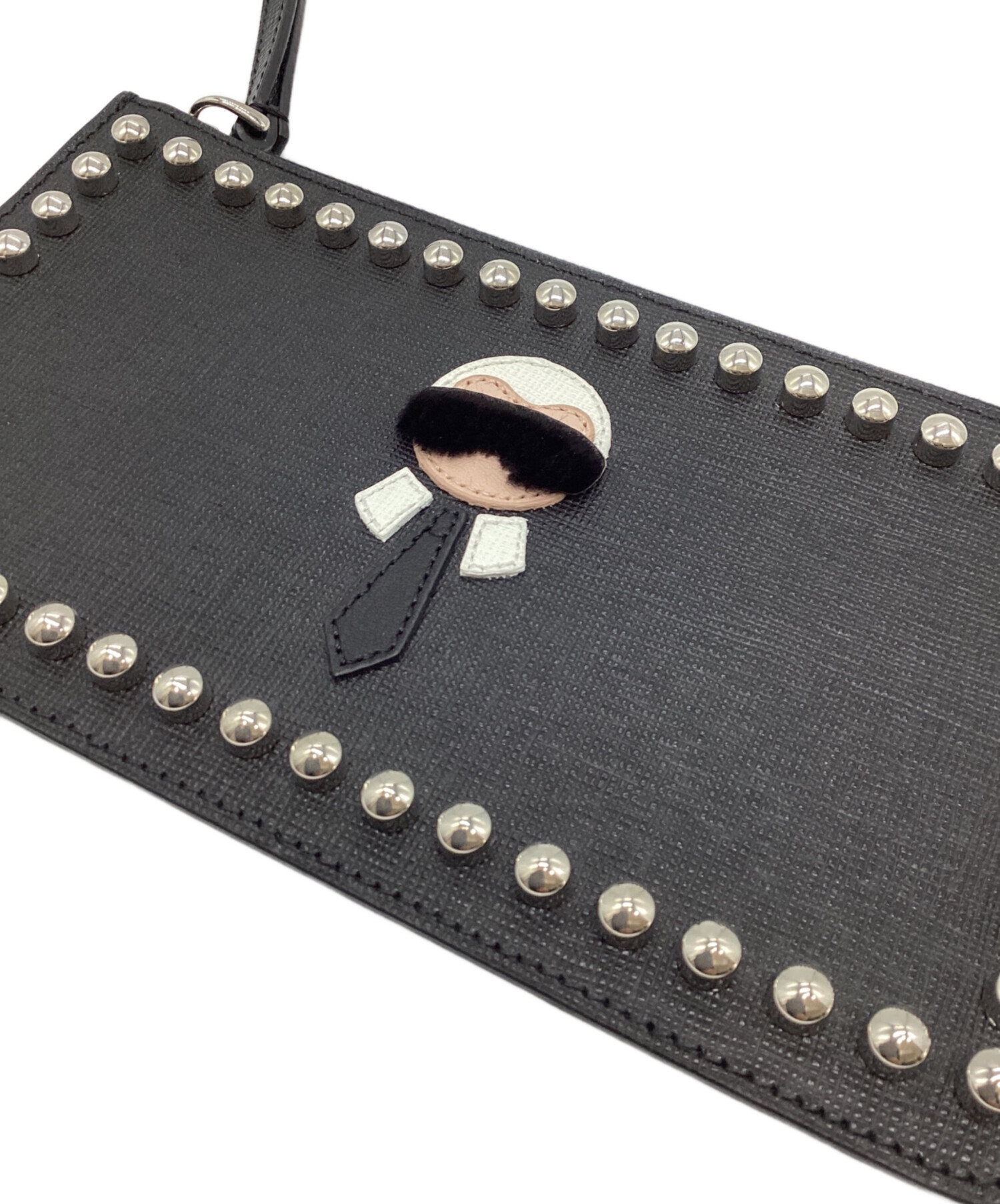中古・古着通販】FENDI (フェンディ) ストラップ付フラット 中古・古着通販】FENDI (フェンディ) ストラップ付フラット