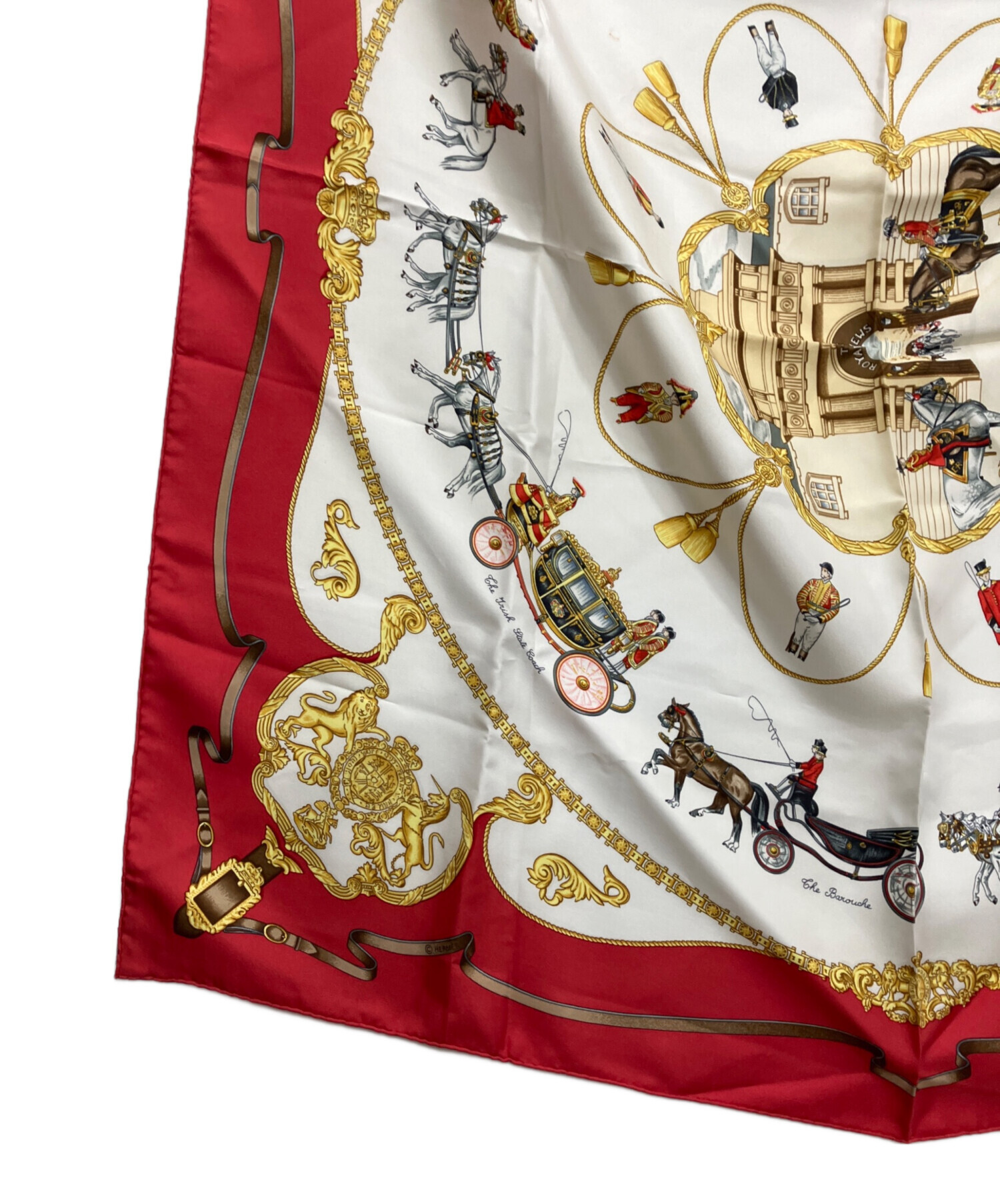 【未使用級】HERMES エルメス カレ90 大統領の馬具 スカーフ タグあり赤 中古・古着通販】HERMES (エルメス) カレ90 シルクスカーフ ベージュ