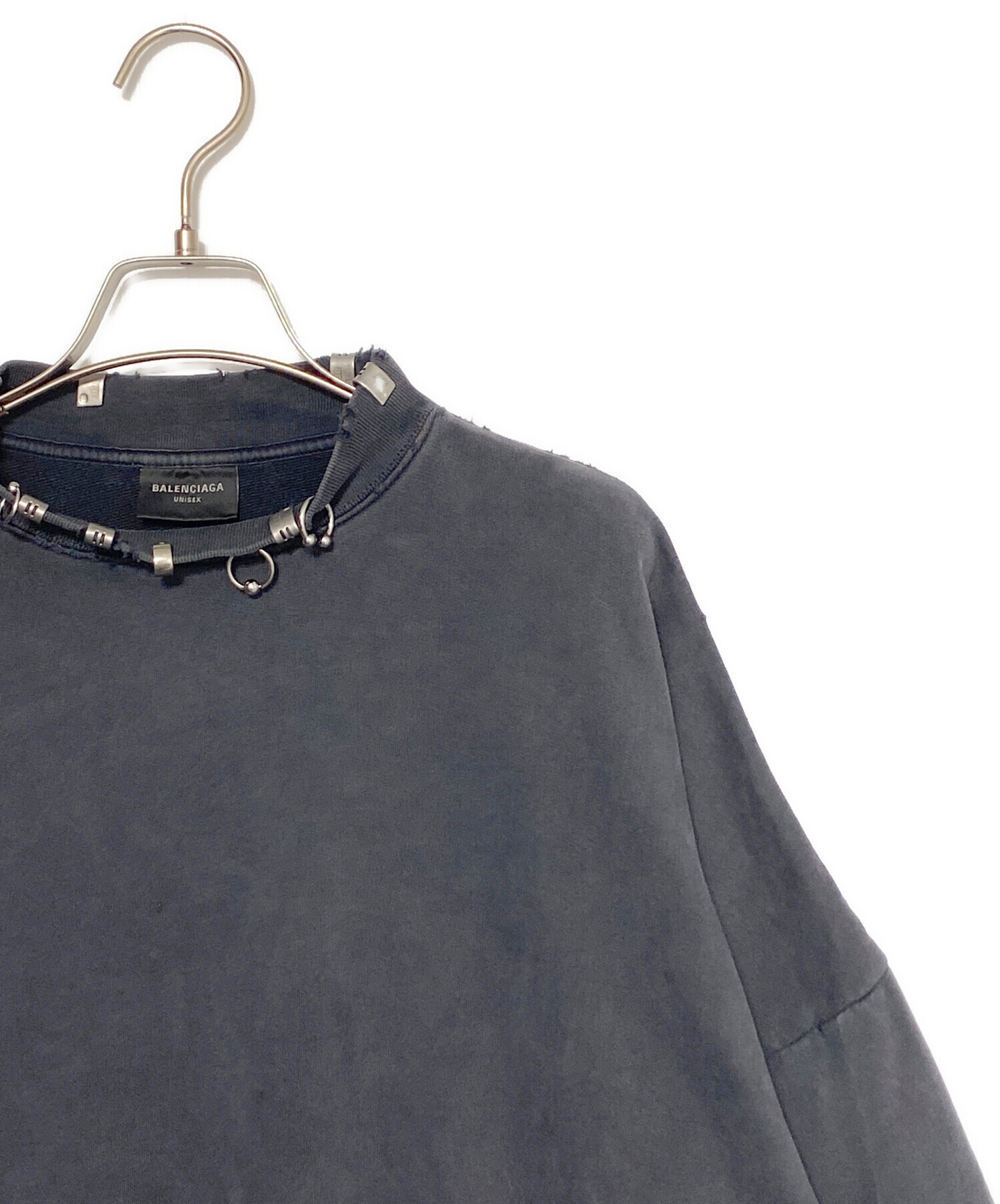 中古・古着通販】BALENCIAGA (バレンシアガ) PIERCED ROUND SWEATSHIRT