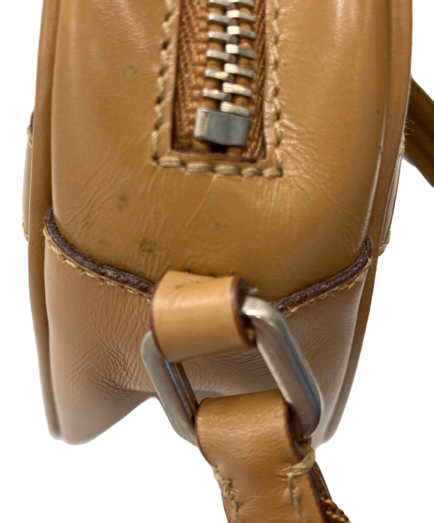 中古・古着通販】PRADA (プラダ) パンチングレザーショルダーバッグ