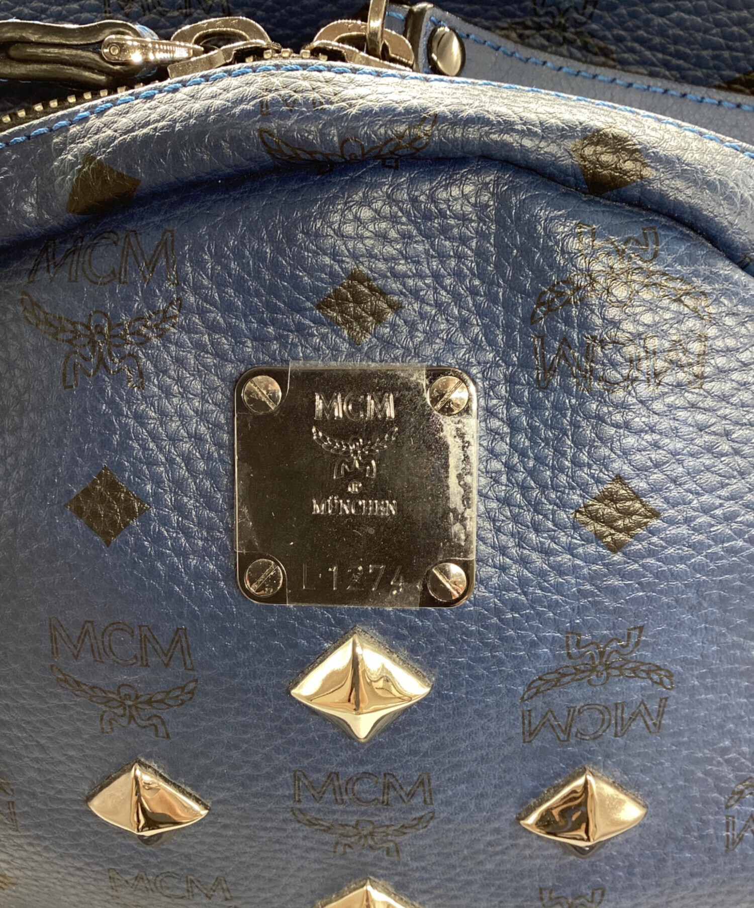 中古・古着通販】MCM (エムシーエム) スタッズ バックパック ネイビー 