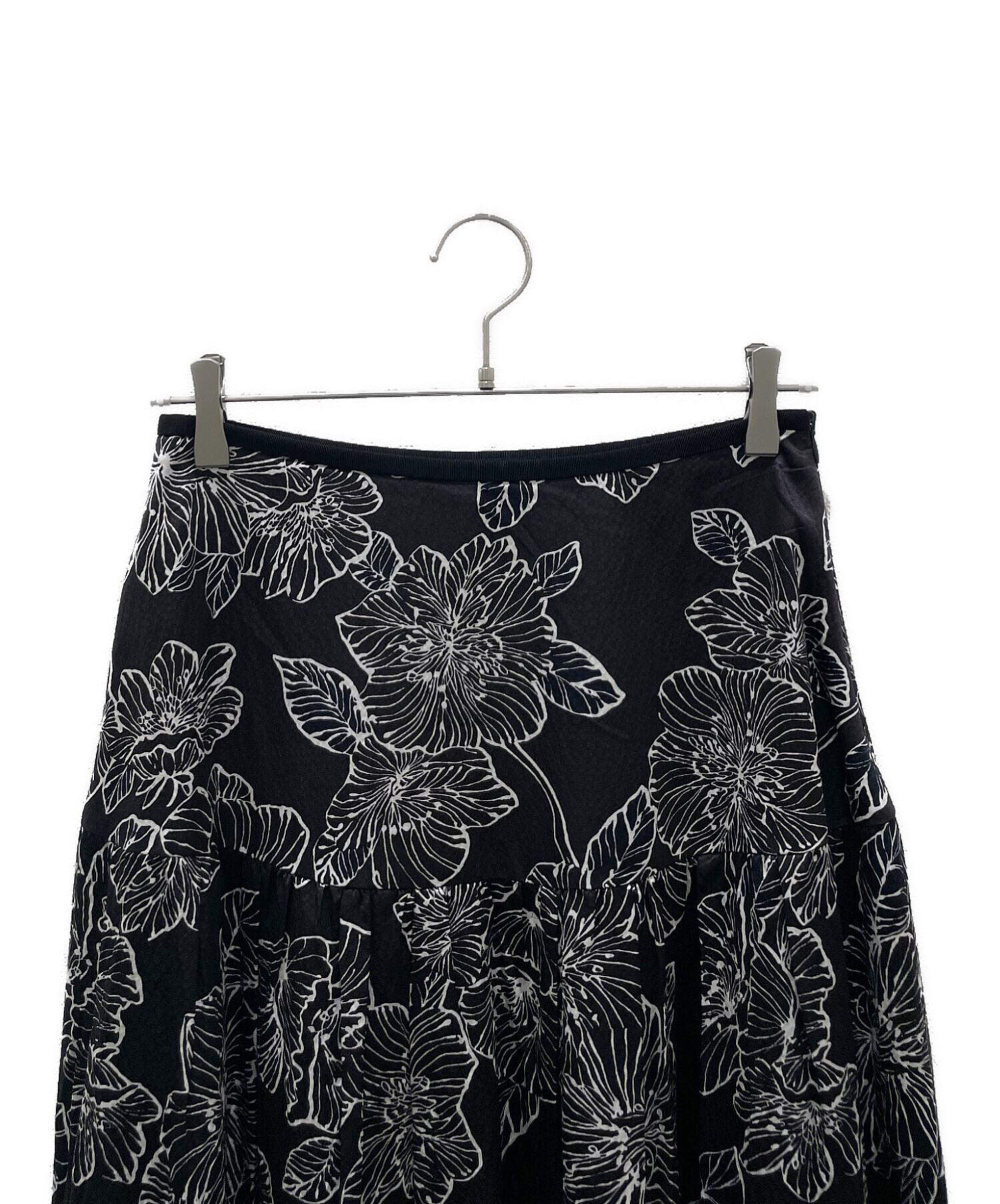 新品未使用　ドゥロワー  drawer スカート　36 中古・古着通販】DRAWER (ドゥロワー) フラワープリント