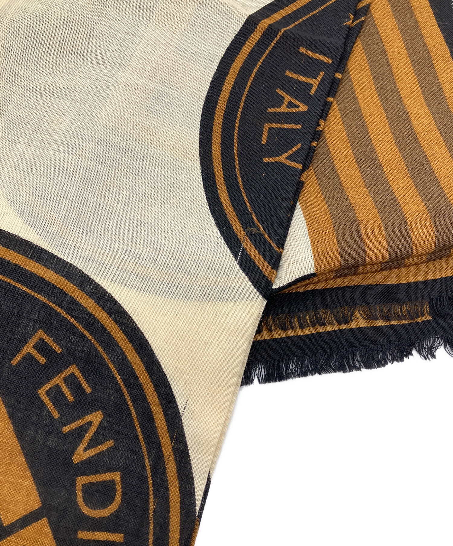 中古・古着通販】FENDI (フェンディ) 大判ストール｜ブランド・古着