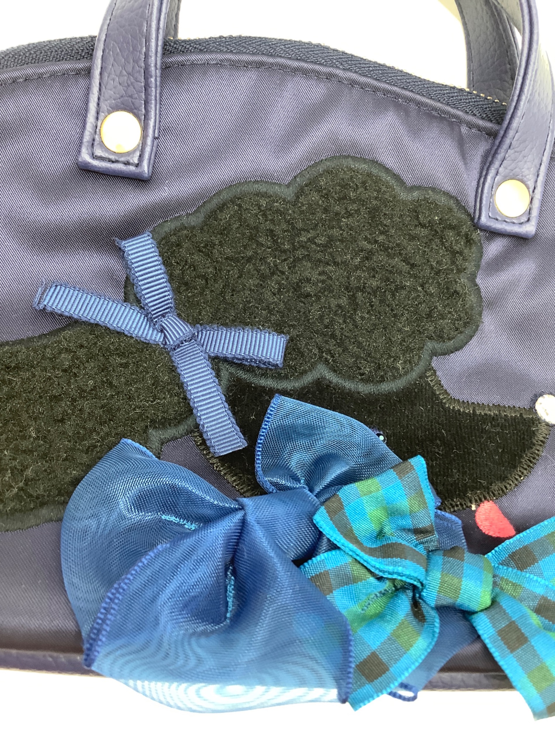 中古・古着通販】familiar (ファミリア) Bibiy. (ビビィ) ミニバッグ