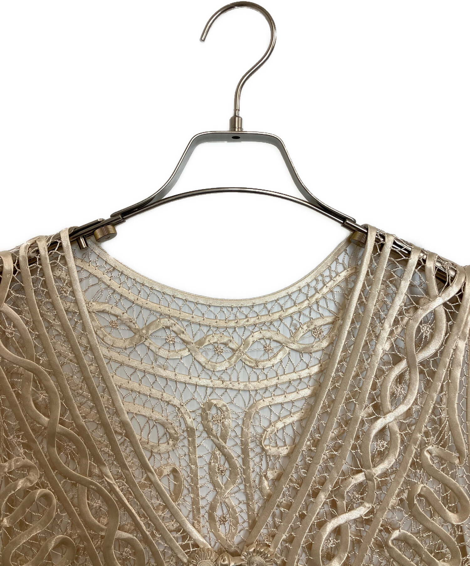 トゥデイフル　todayful Embroidery Middle Vest 中古・古着通販】TODAYFUL (トゥデイフル) Embroidery Middle Vest