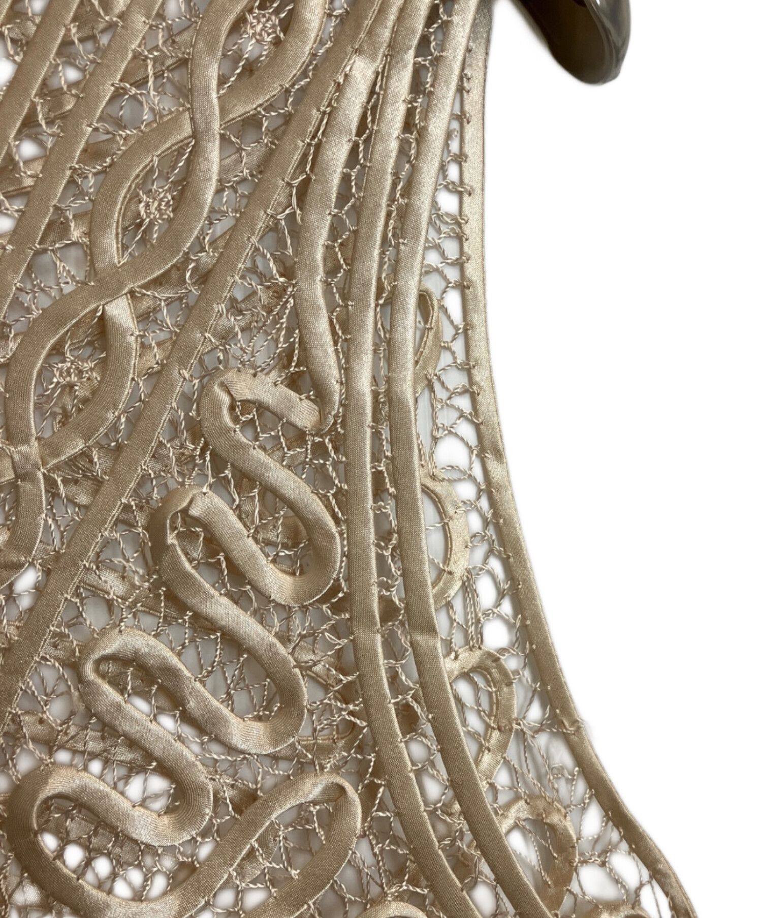 （未使用）『TODAYFUL』　embroidery middle vest 中古・古着通販】TODAYFUL (トゥデイフル) Embroidery Middle Vest