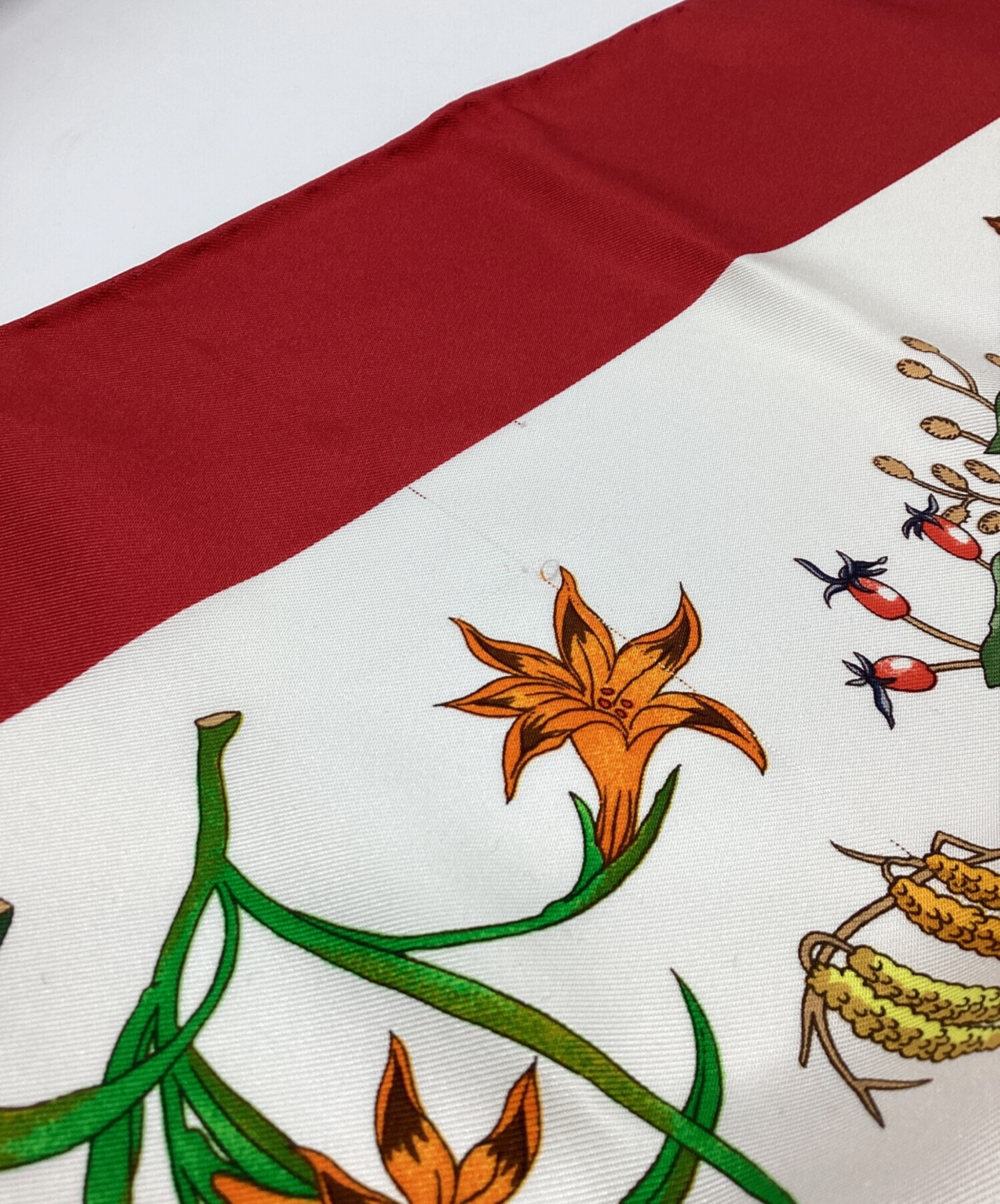 中古・古着通販】GUCCI (グッチ) シルクスカーフ レッド｜ブランド