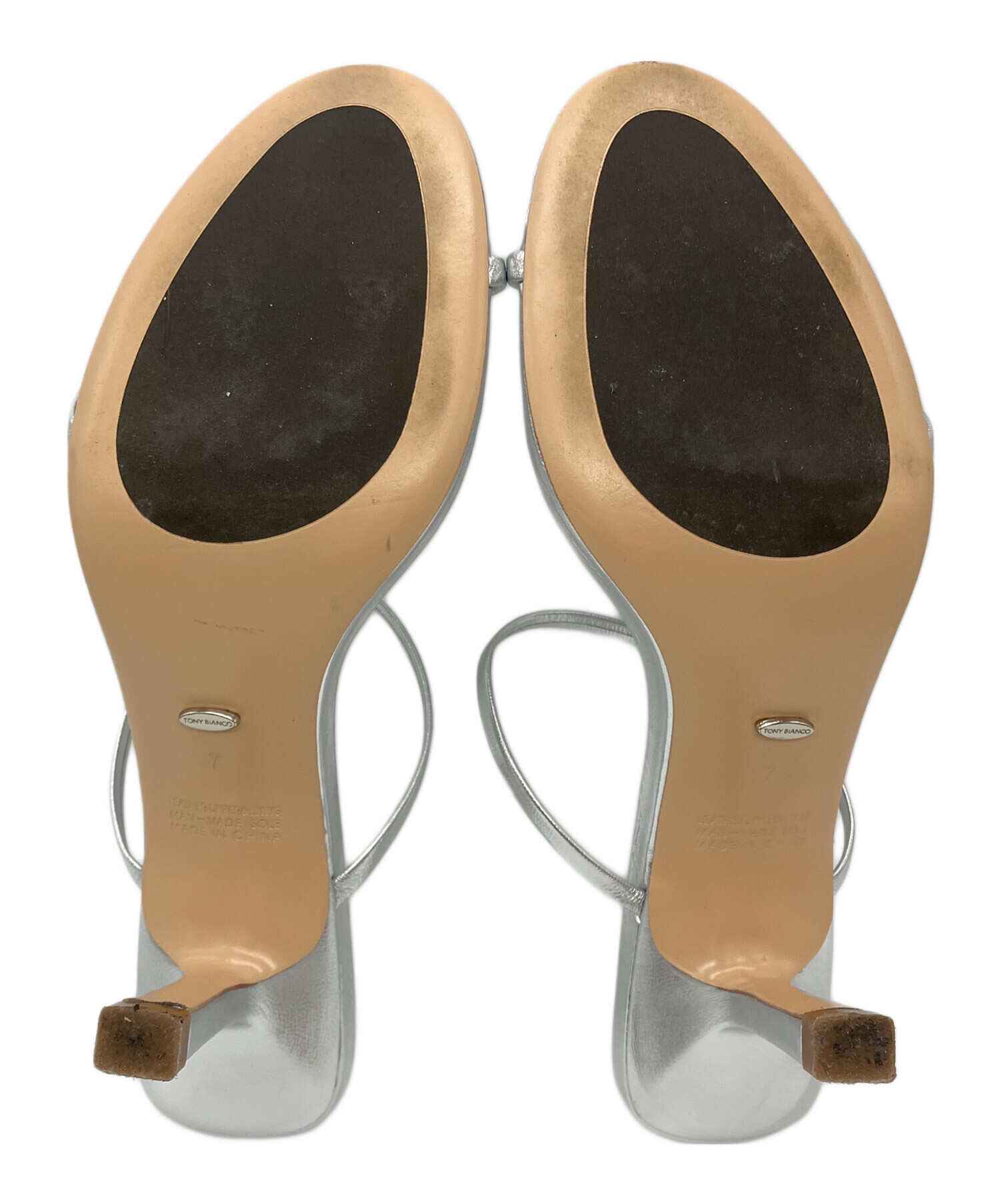【美品】TONY BIANCO CAMILLE ミュール　8 （24.5㎝） 中古・古着通販】TONY BIANCO (トニービアンコ) CAMILLEサンダル