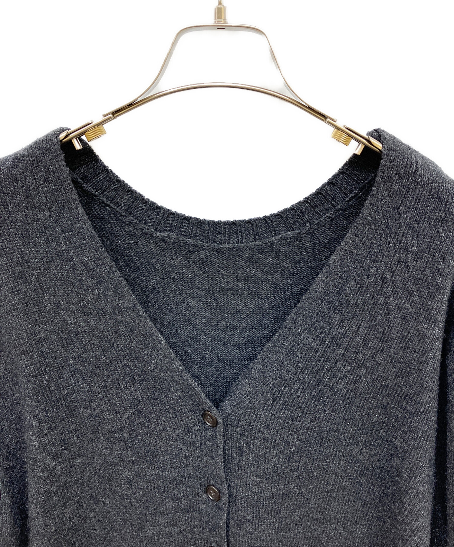 中古・古着通販】ETRE TOKYO (エトレトウキョウ) Vネックニット