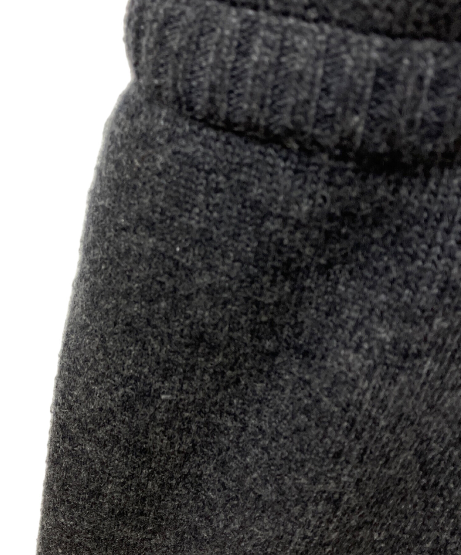 中古・古着通販】ETRE TOKYO (エトレトウキョウ) Vネックニット