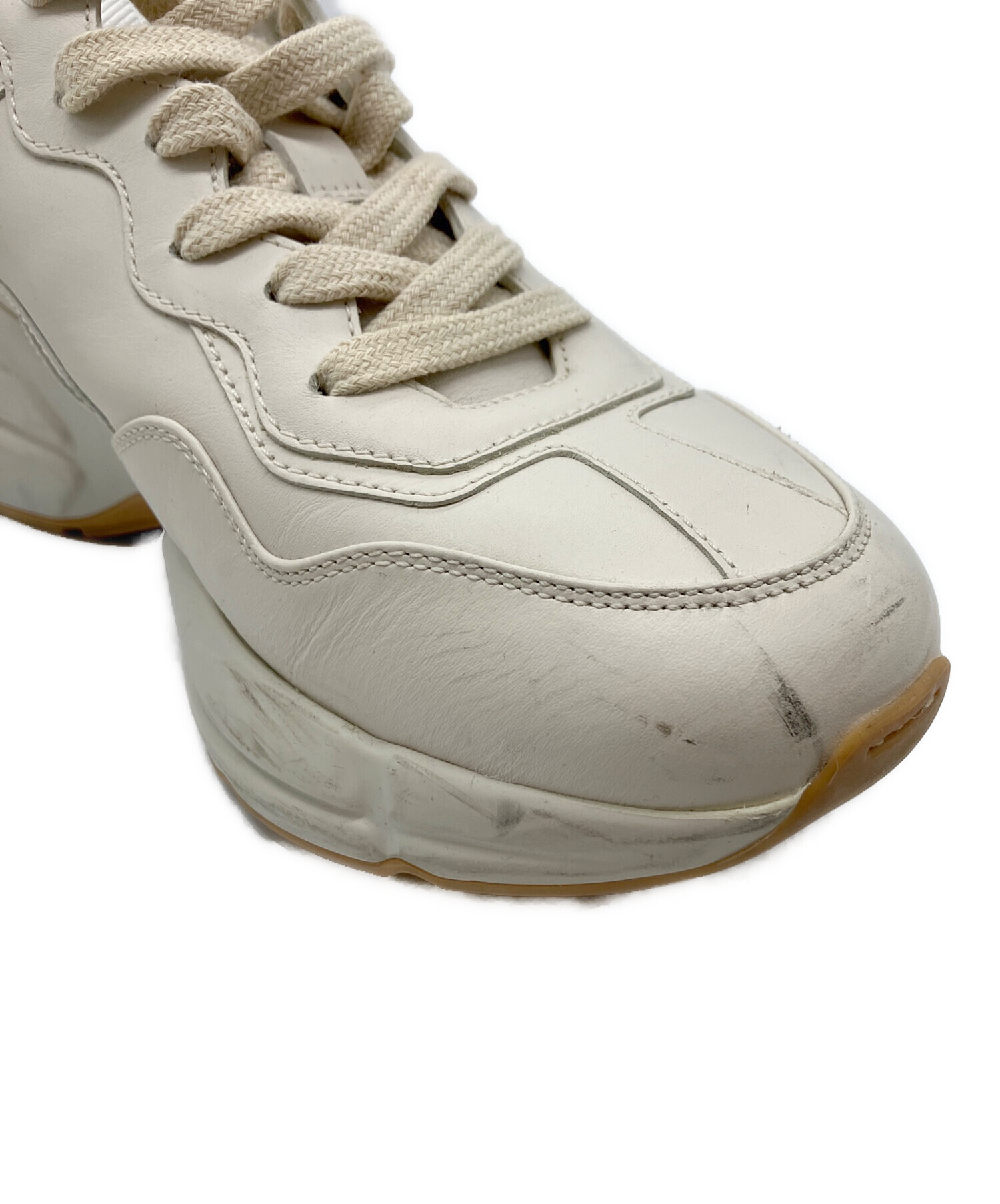 GUCCI ホワイト ベージュ スニーカー　グッチ　23cm レディース GUCCI（グッチ）スニーカー ベージュ サイズ:EU34 1/2(21cm位