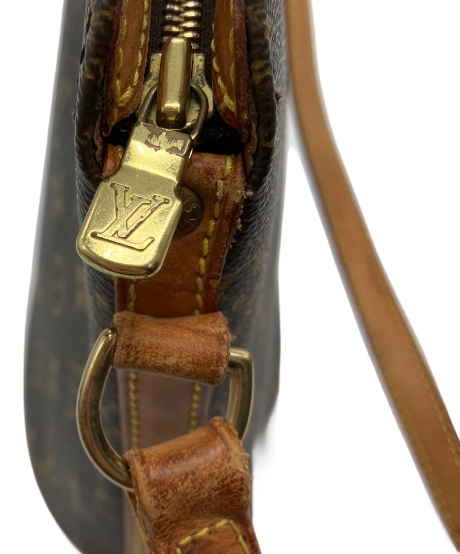 Louis Vuitton ブラウンポーチ ショルダー付き 中古・古着通販】LOUIS VUITTON (ルイ ヴィトン) ショルダーポーチ