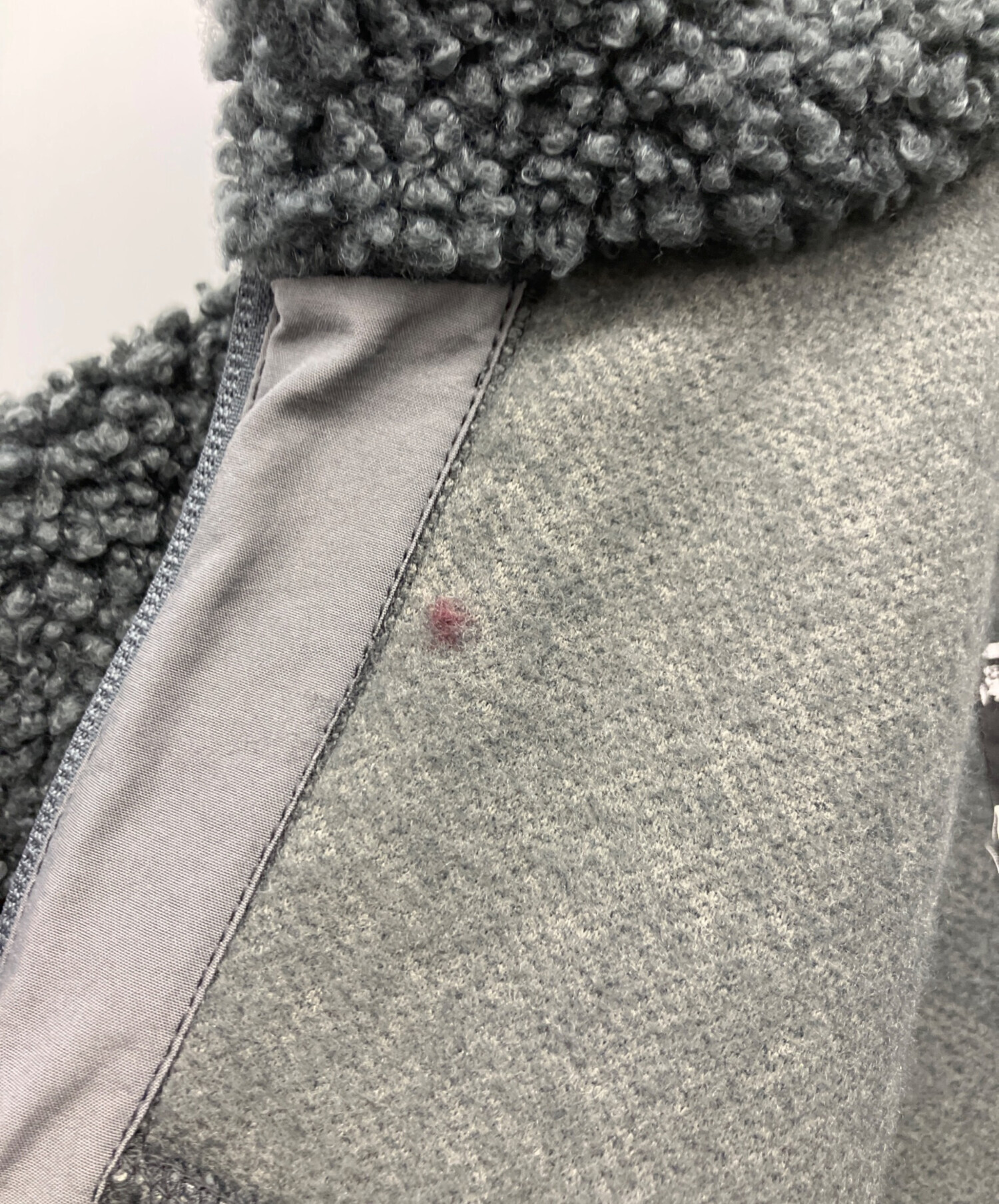 中古・古着通販】C.E (シーイー) STAND COLLAR BOA ZIP UP グレー 