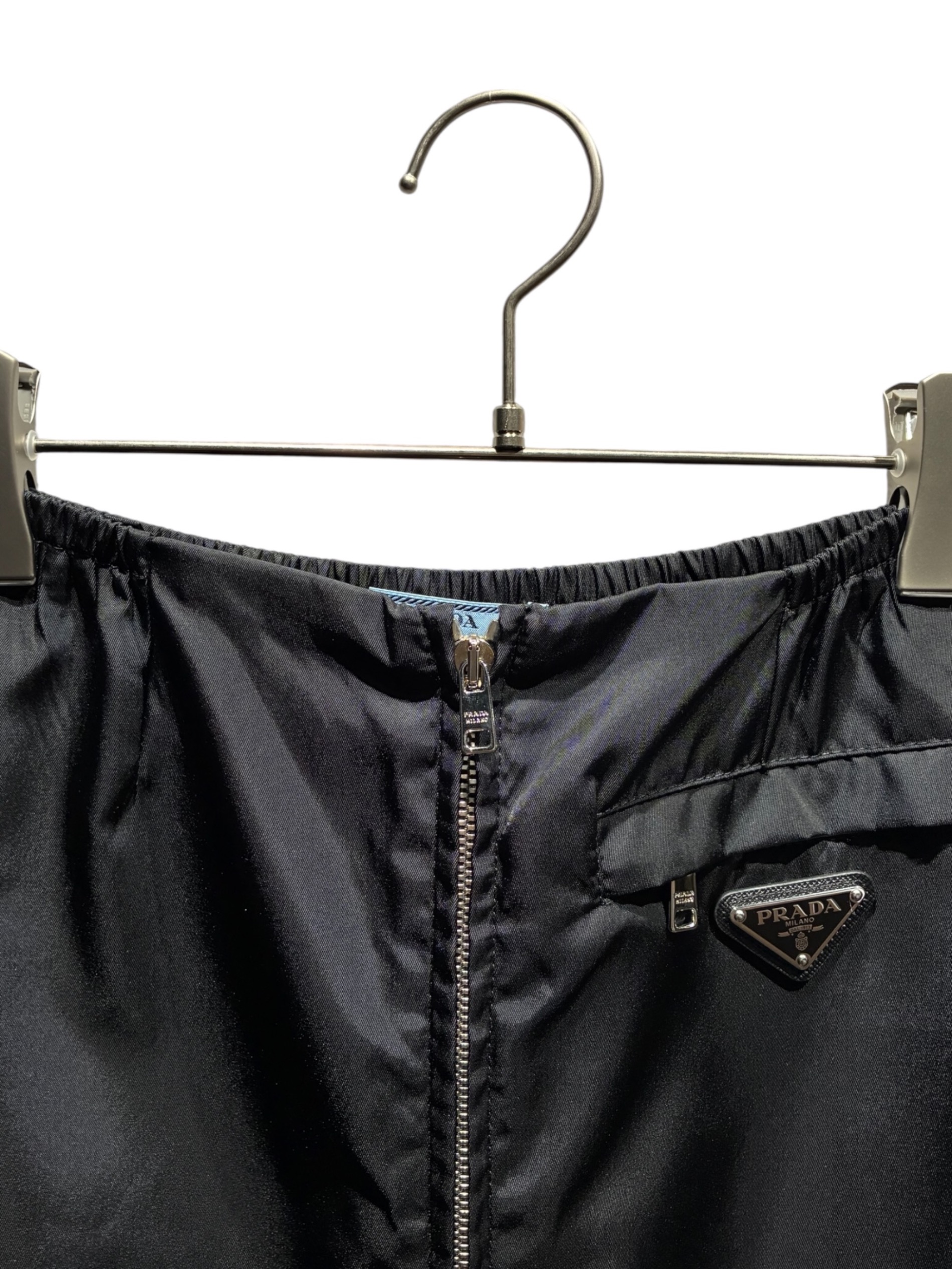 中古・古着通販】PRADA (プラダ) ジップフレアスカート ブラック