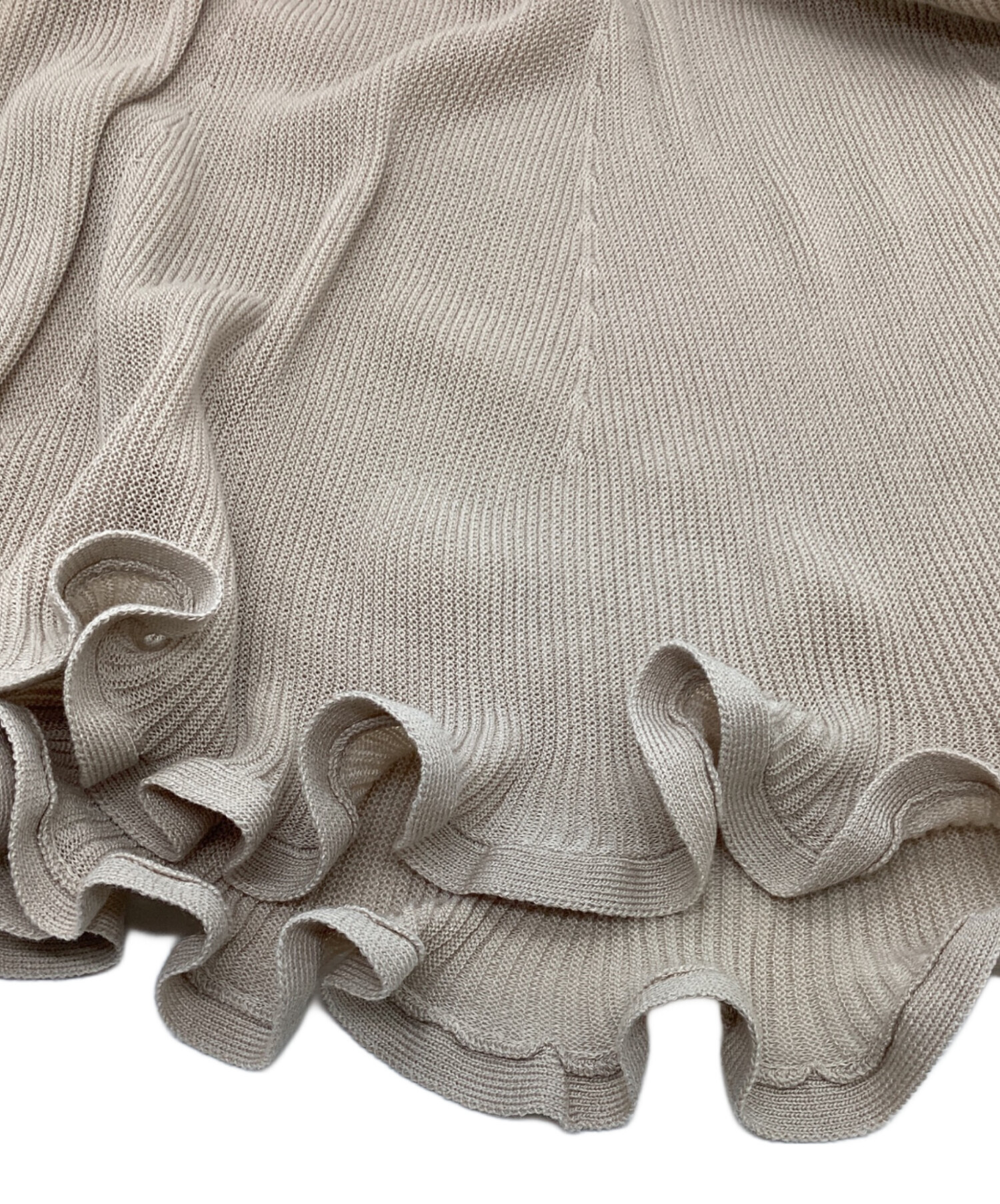 中古・古着通販】AMERI (アメリ) SHEER FRILL V NECK KNIT TOP